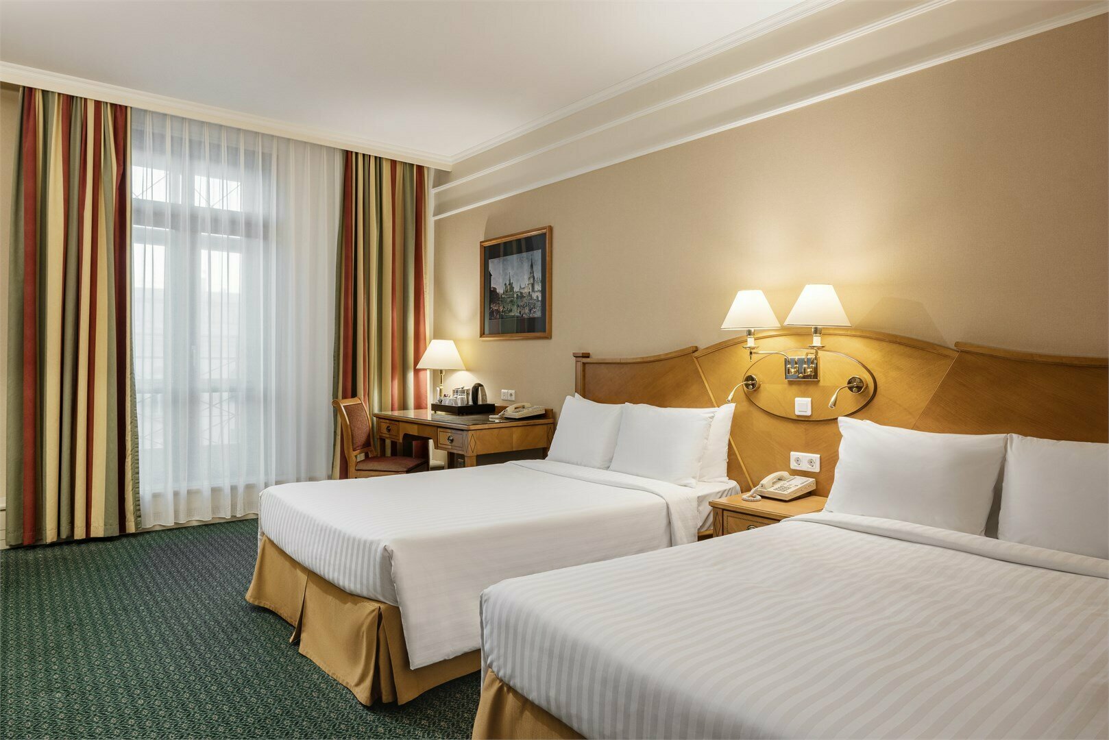 Студио Люкс с двумя раздельными кроватями с доступом в представительскую гостиную