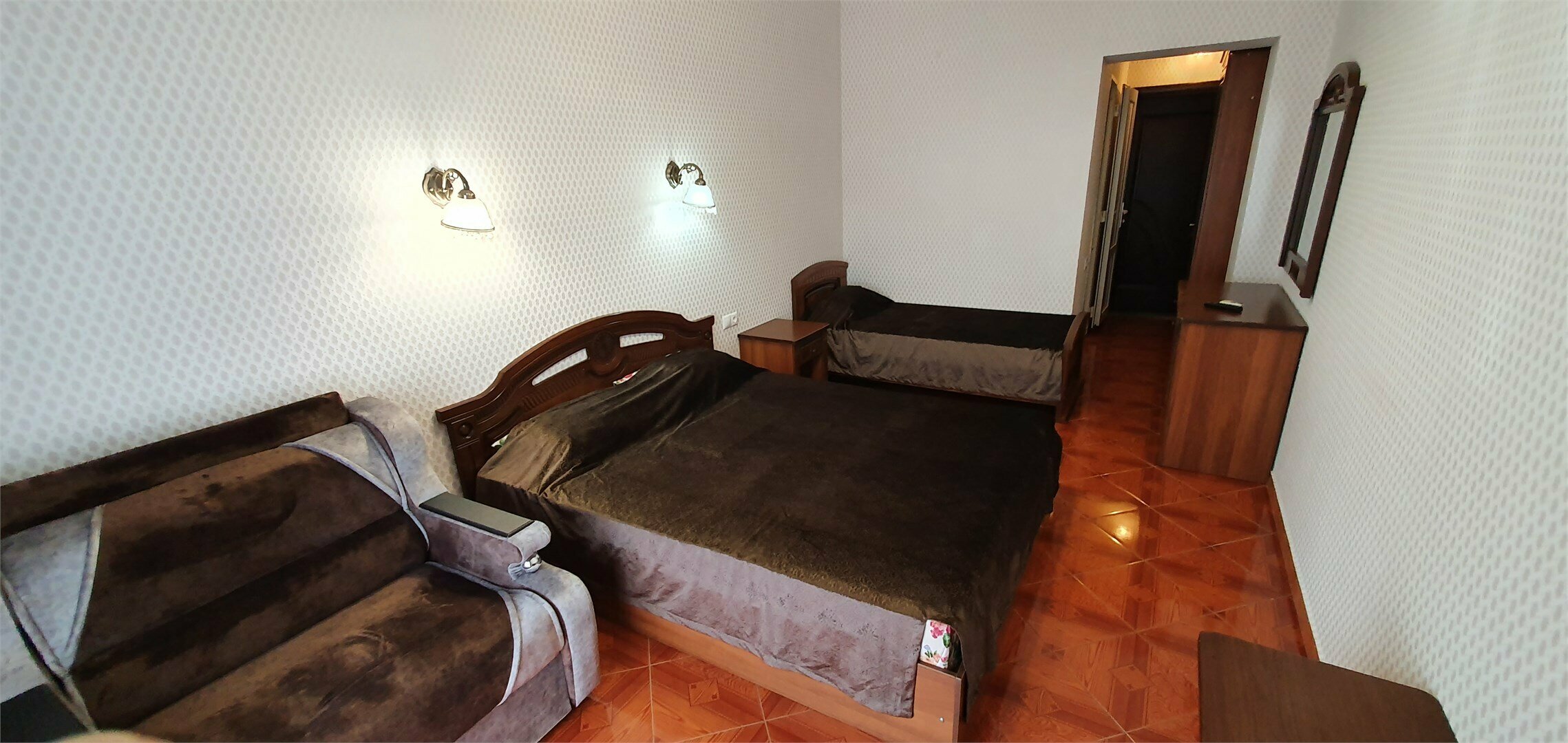 ПОЛУЛЮКС 4-МЕСТНЫЙ