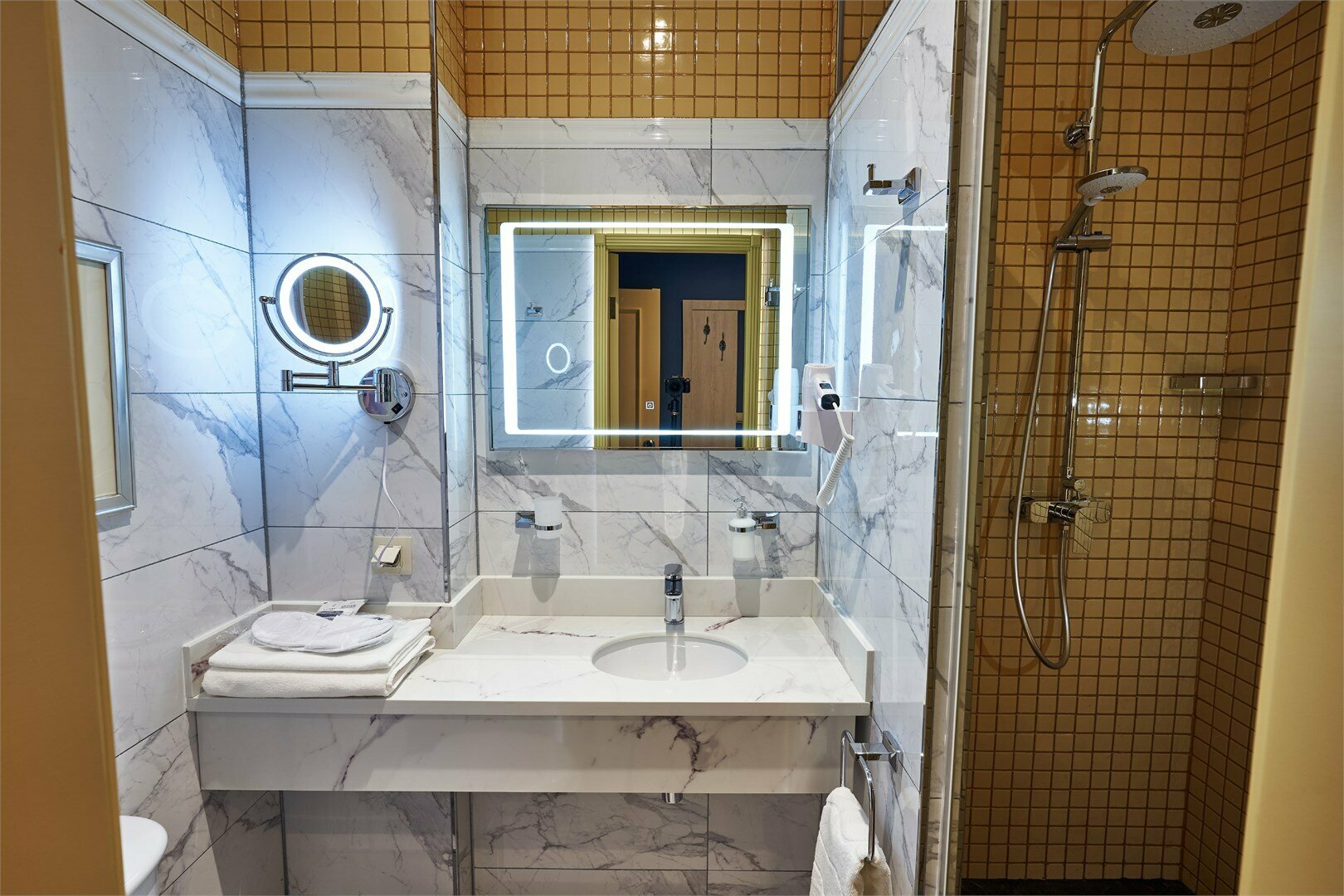 Большой двухместный номер с 1 кроватью