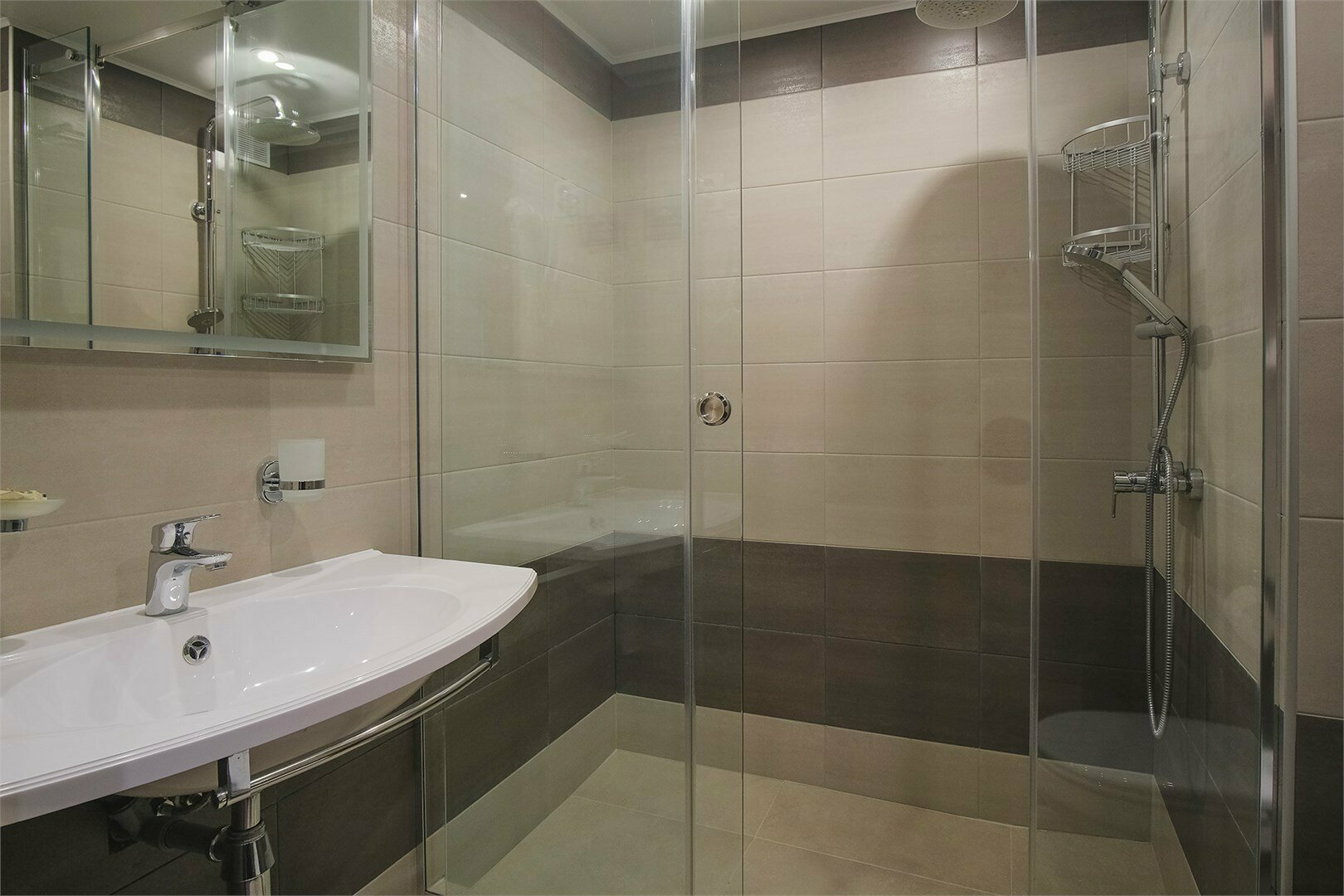 Улучшенный с видом на замок