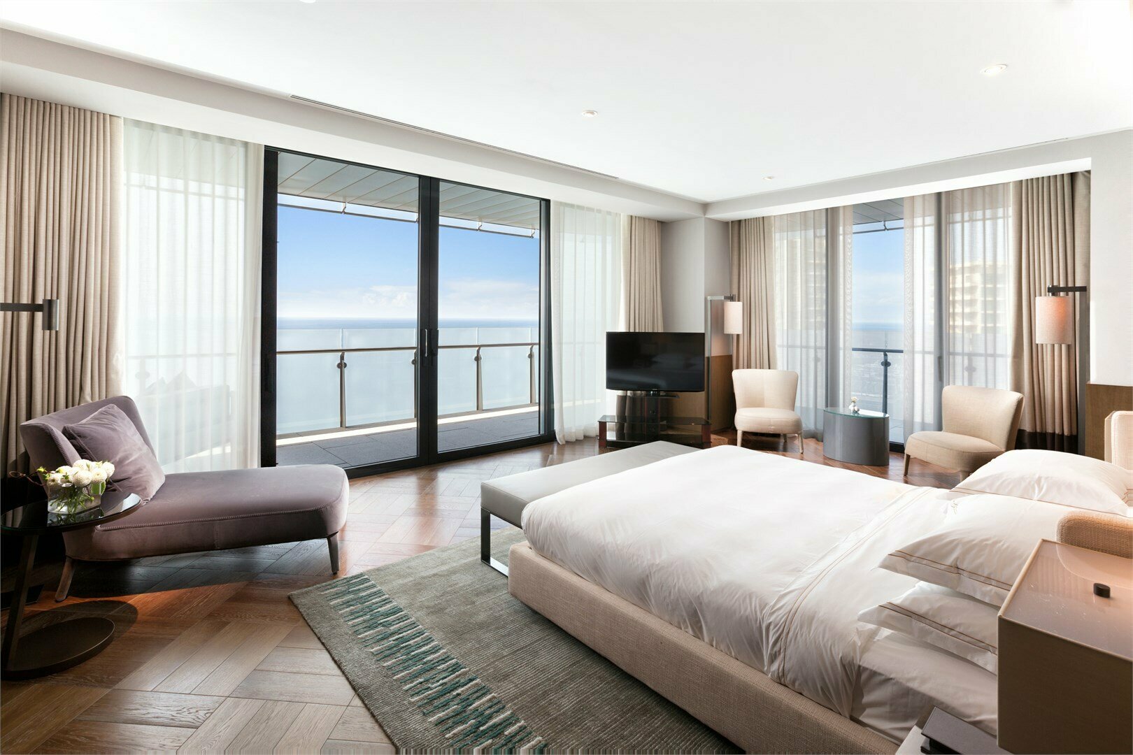 Представительский Люкс (Executive Suite)