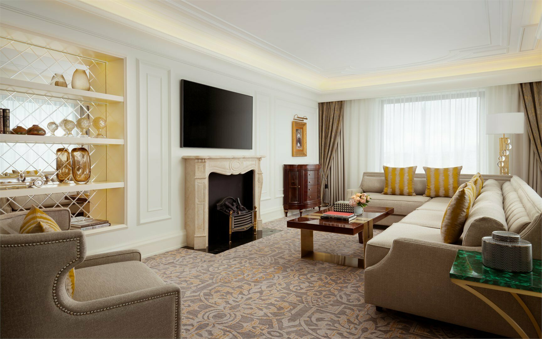 Люкс Третьяков с доступом в The Carlton Club