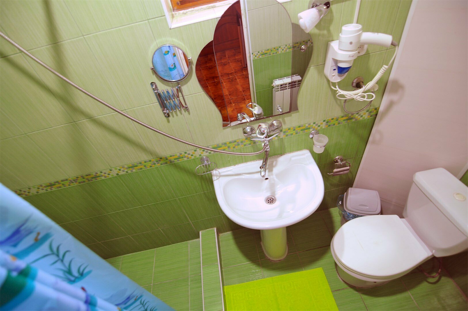 Трехместный номер с террасой