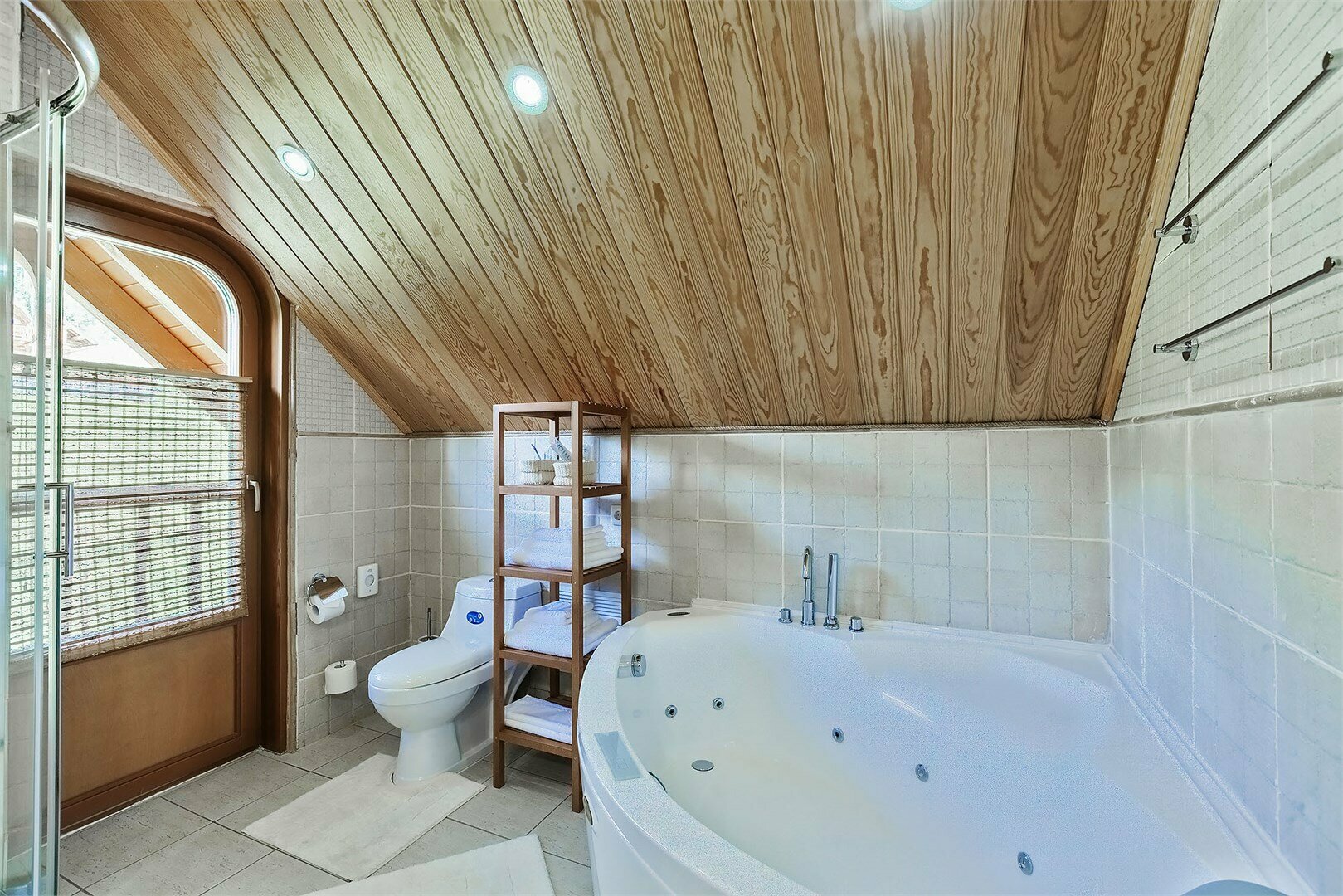 Коттедж  "Апартаменты"