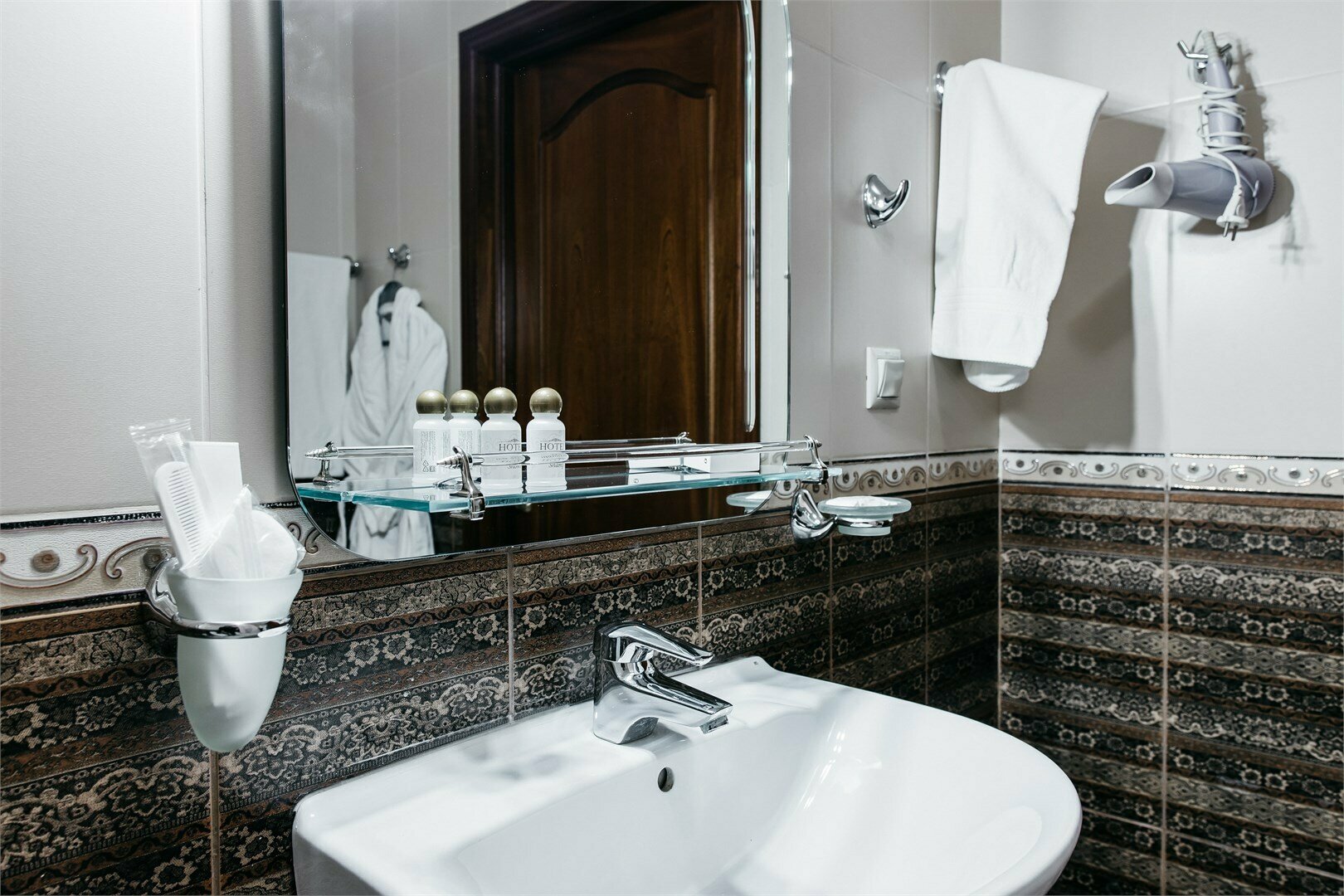 Полулюкс. VIP-корпус