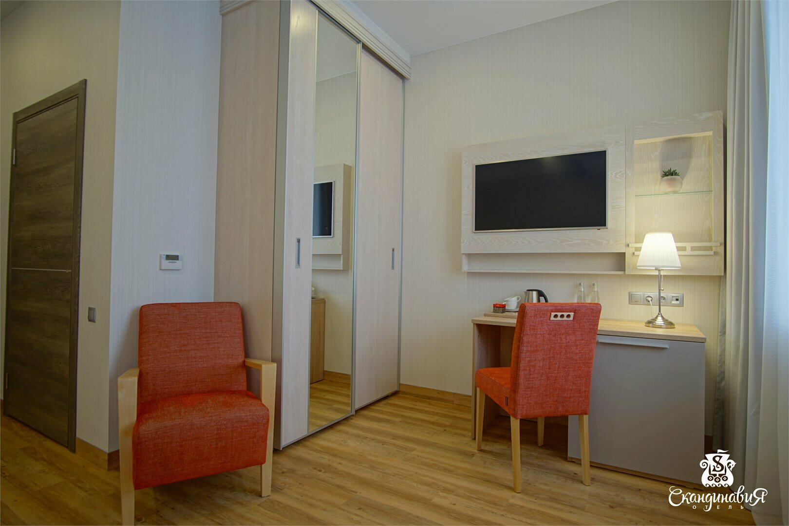 Стандарт двухместный с двухспальной кроватью