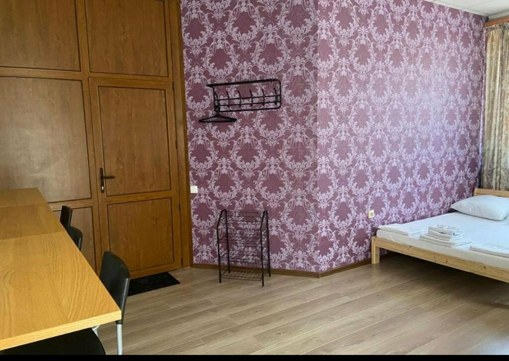 Трехместный номер эконом-класса