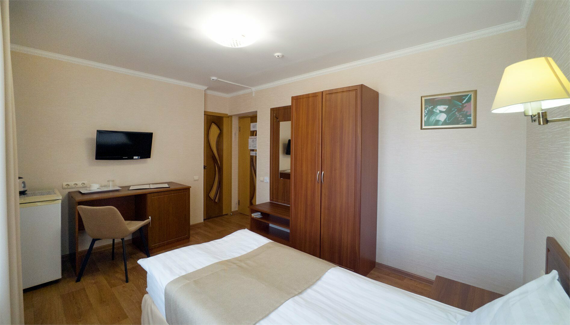 Стандарт однокомнатный одноместный Комфорт с 1 спальной кроватью