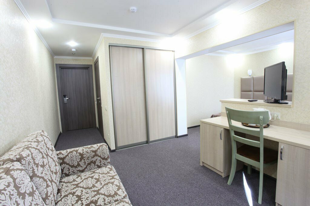 Студио-люксЪ