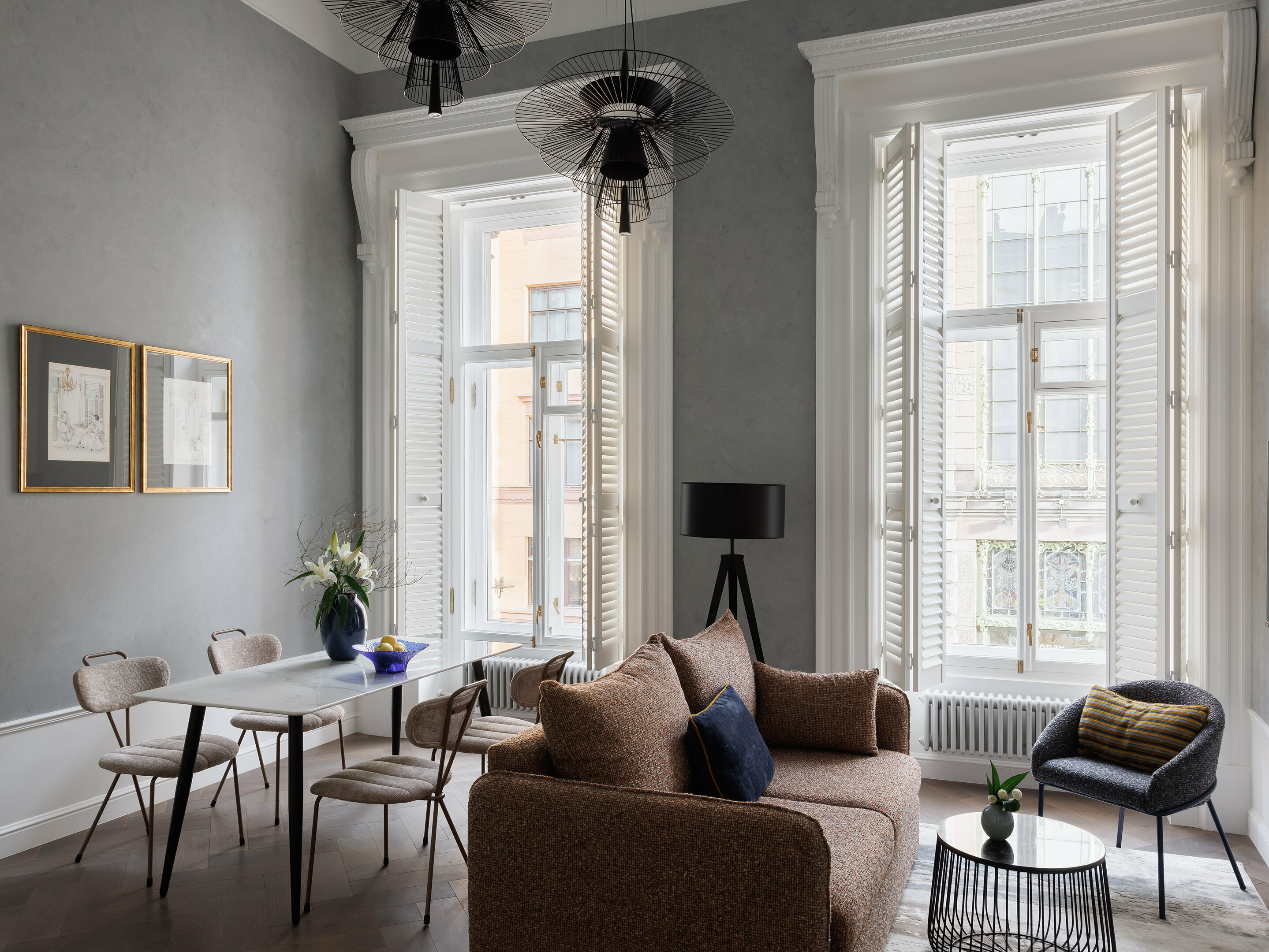 Двухуровневый люкс с видом на Невский проспект или Садовую улицу