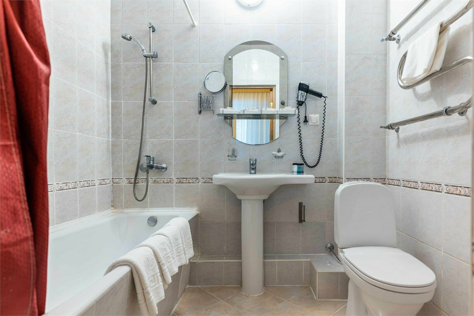 Стандарт с балконом