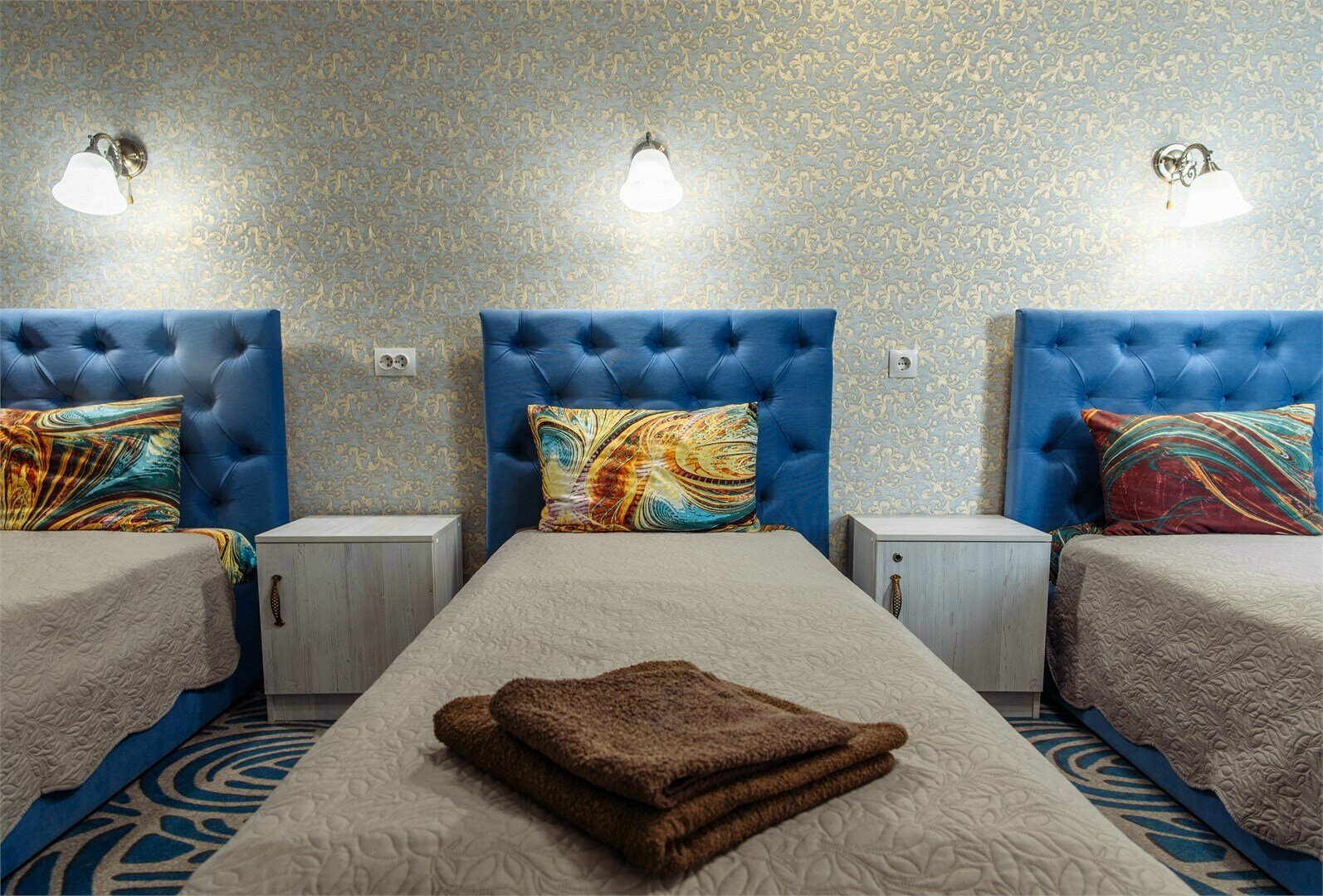 трехместный  с тремя отдельными кроватями