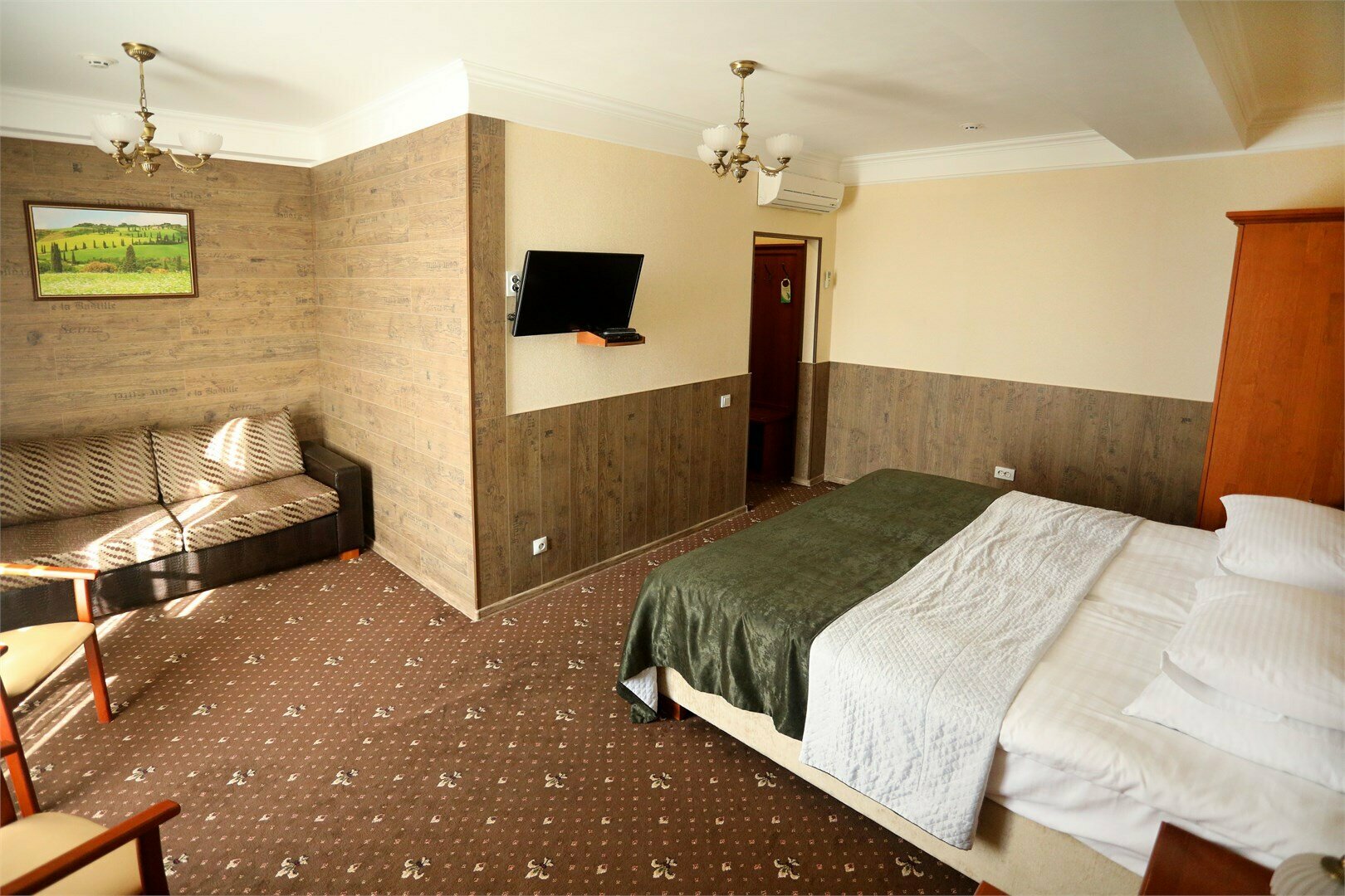 Полулюкс KING