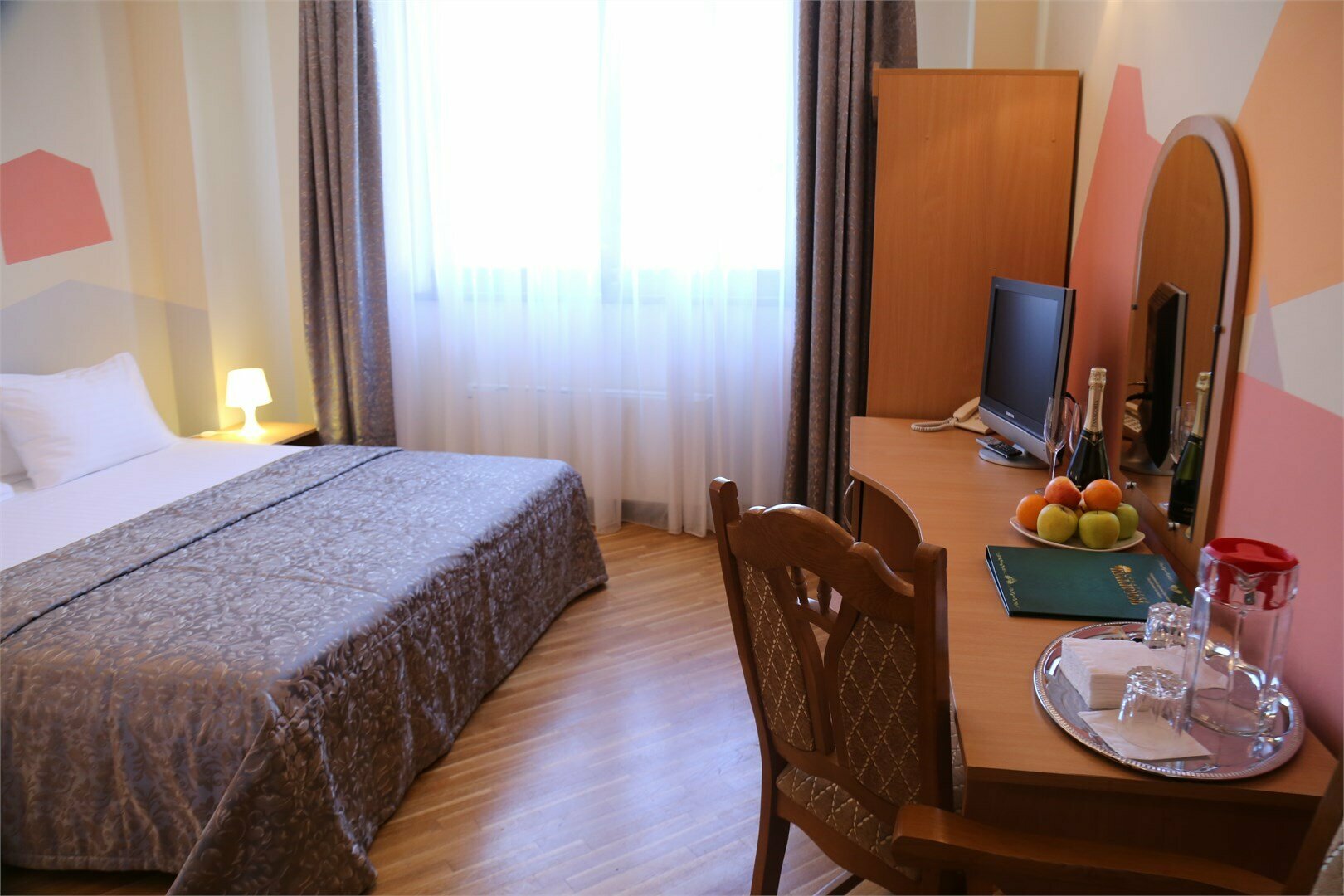 Корпус № 4. Стандарт  с балконом (две односпальные кровати-трансформер)