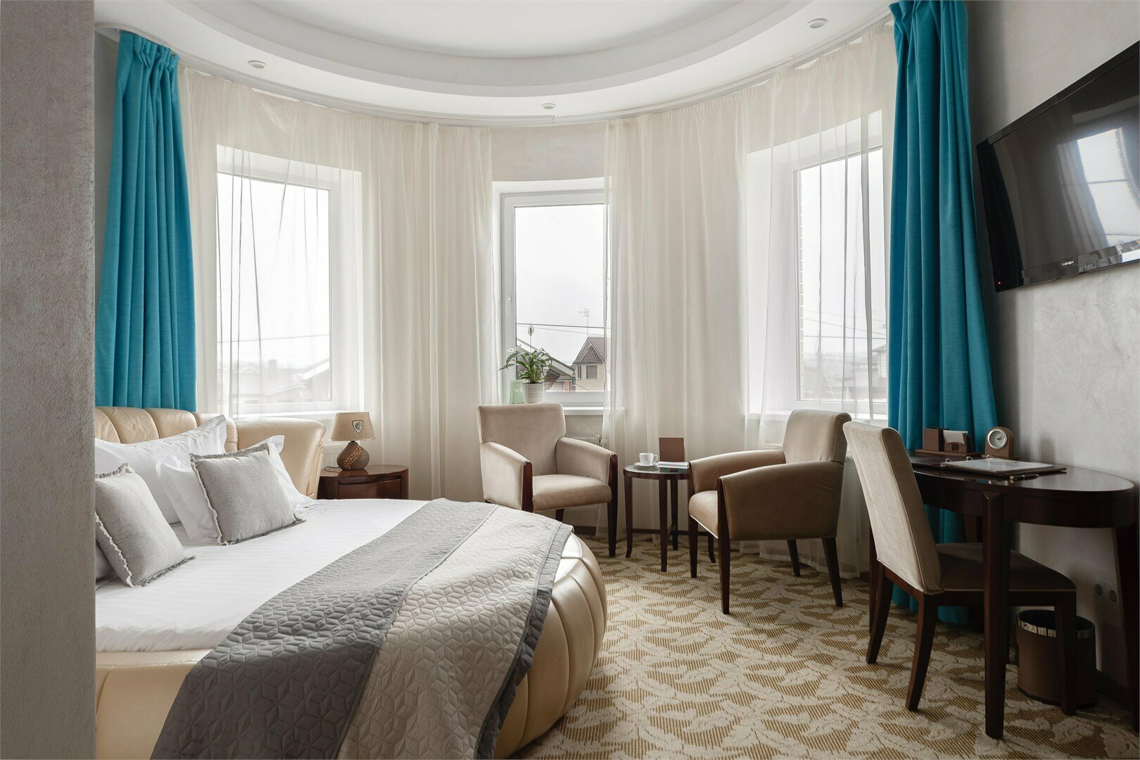 Семейный номер "Семицветик"