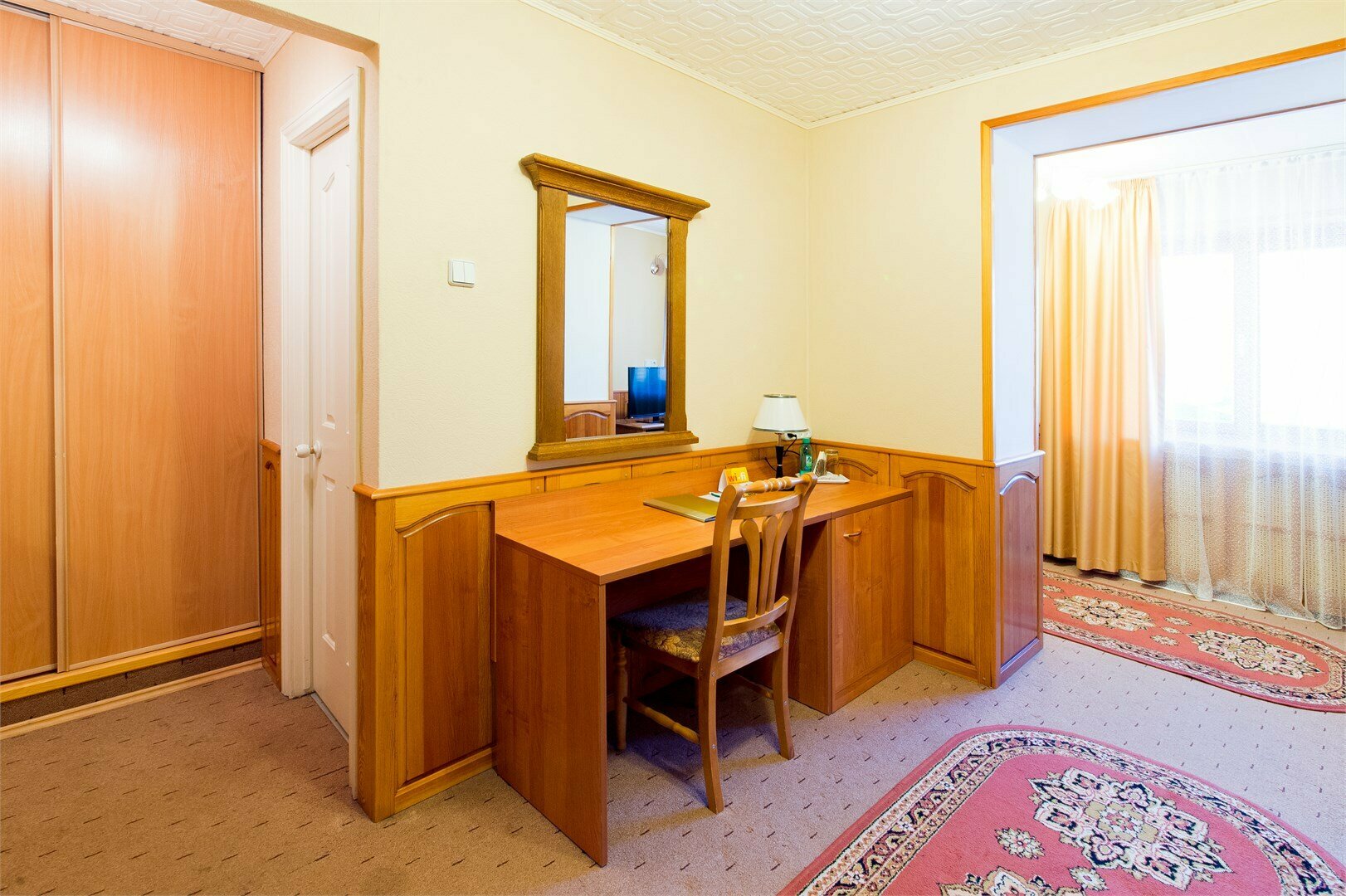 Полулюкс Эконом