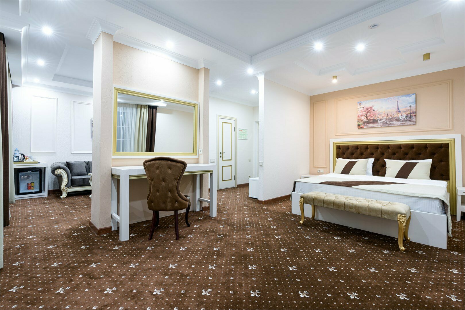 Улучшенный люкс