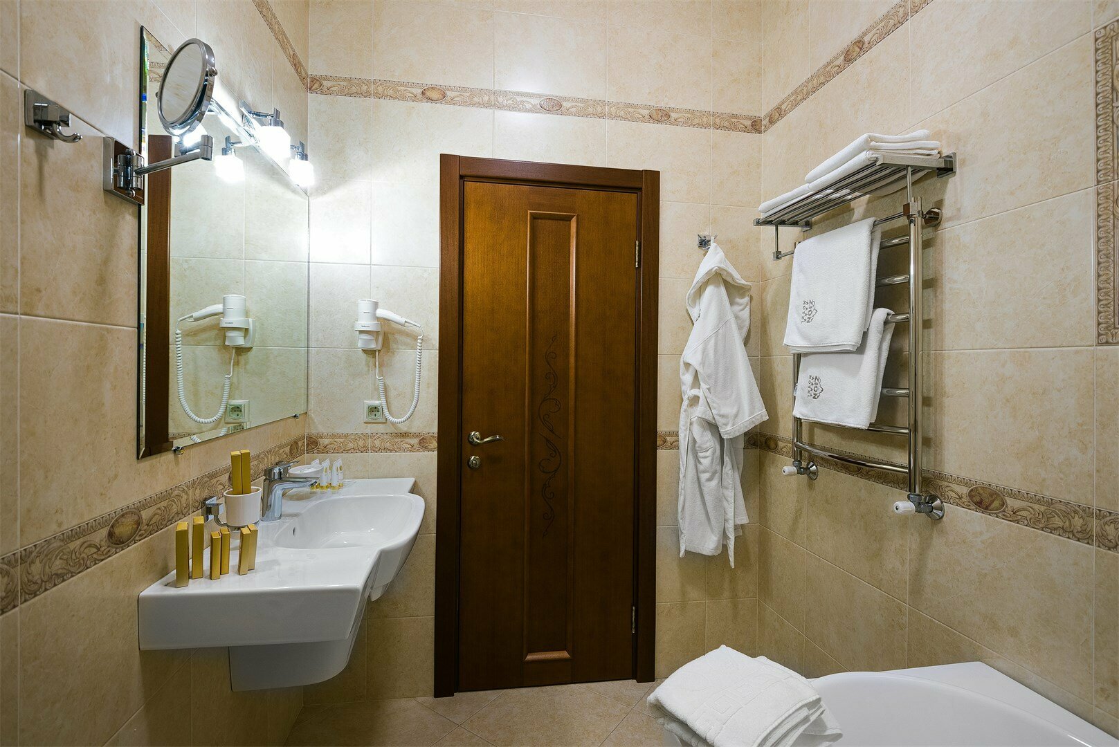 Четырехместный номер категории  "ЛЮКС"