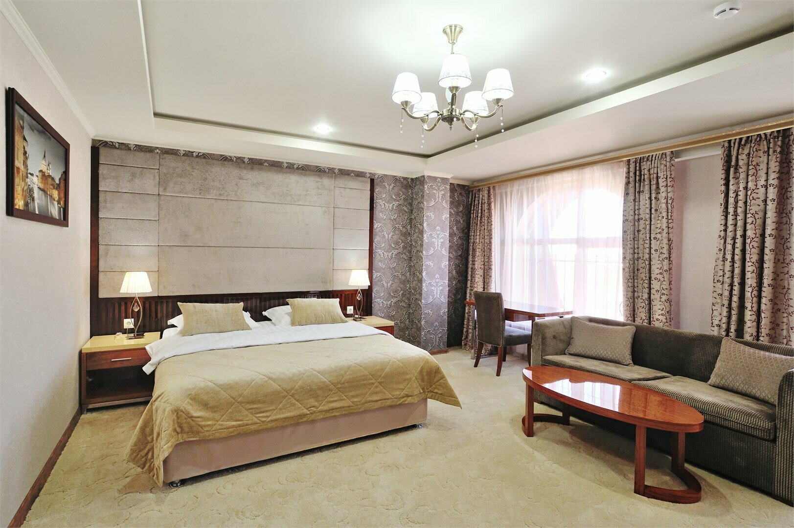 Улучшенный двухместный номер с 1 кроватью