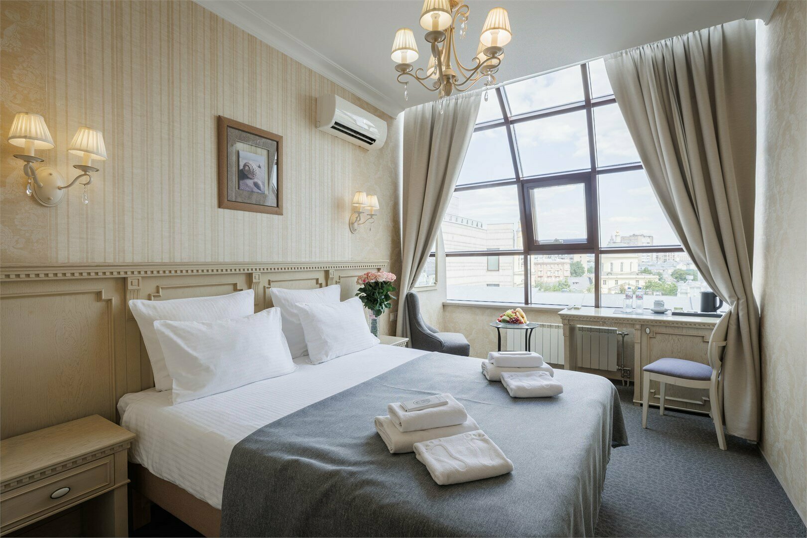 Супериор с видом