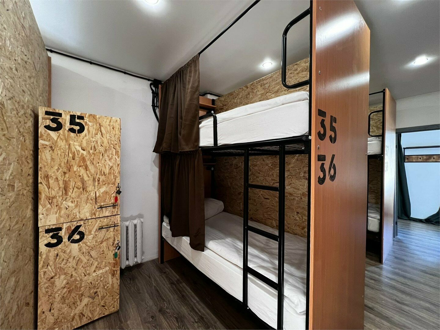 Женский номер на 12 мест