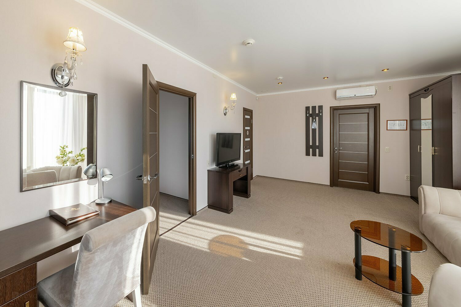 "ДеЛюкс" 4 звезды