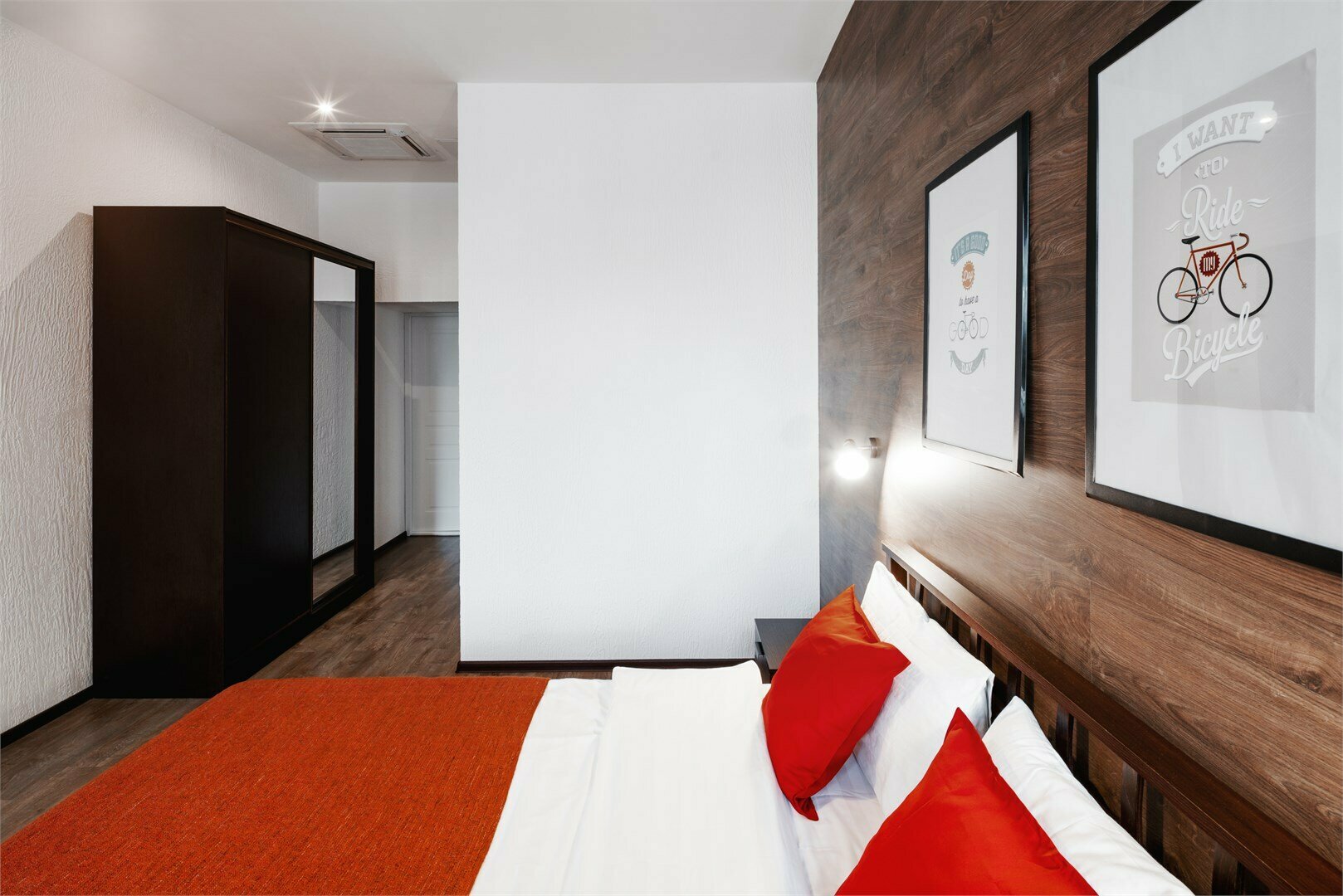 Улучшенный двухместный номер с 1 кроватью