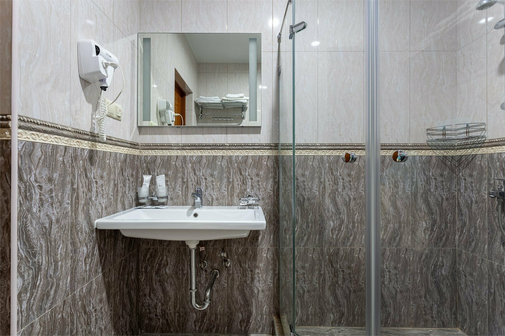 Семейный номер