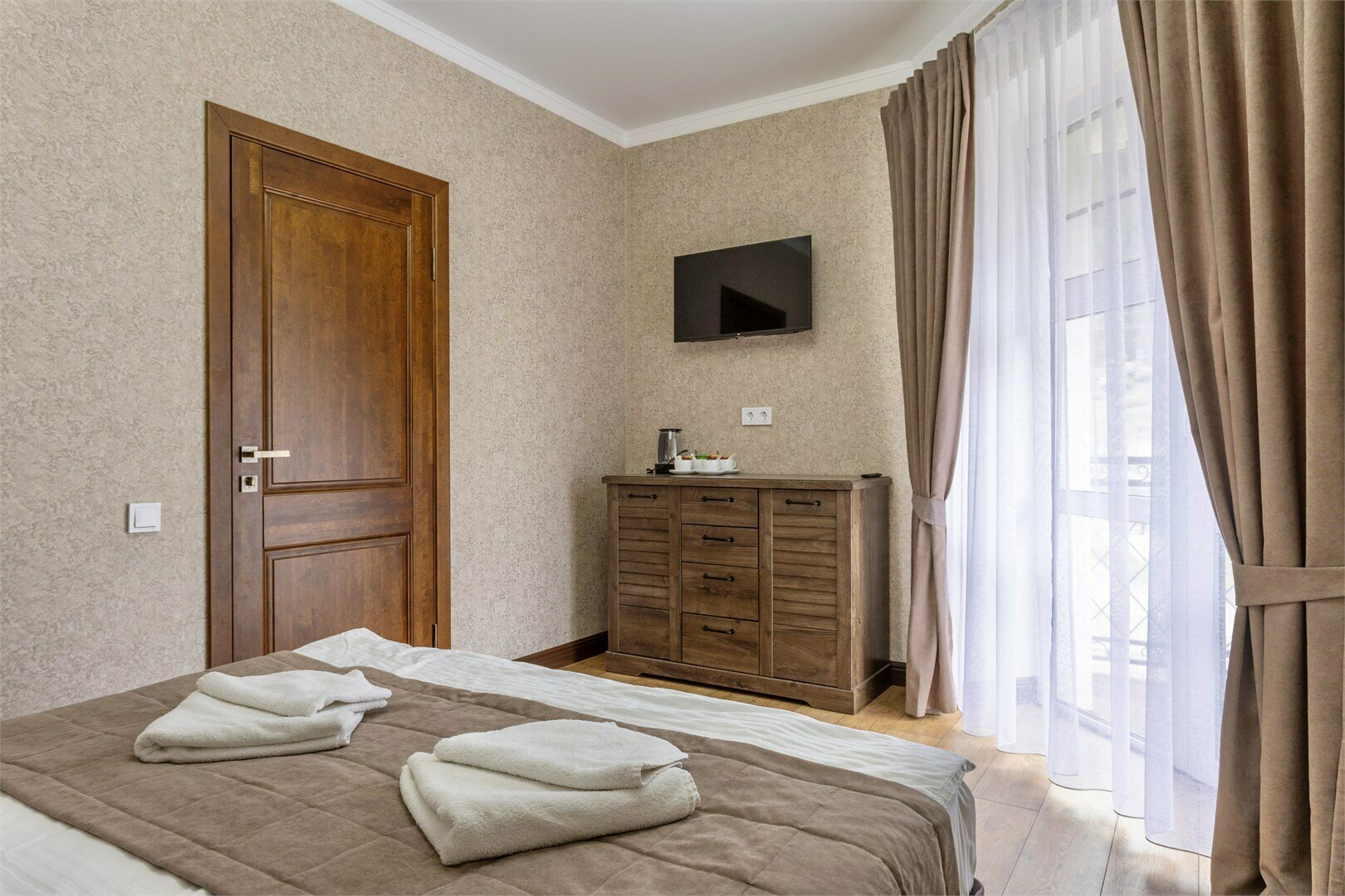 Двухместный номер "Люкс" с балконом