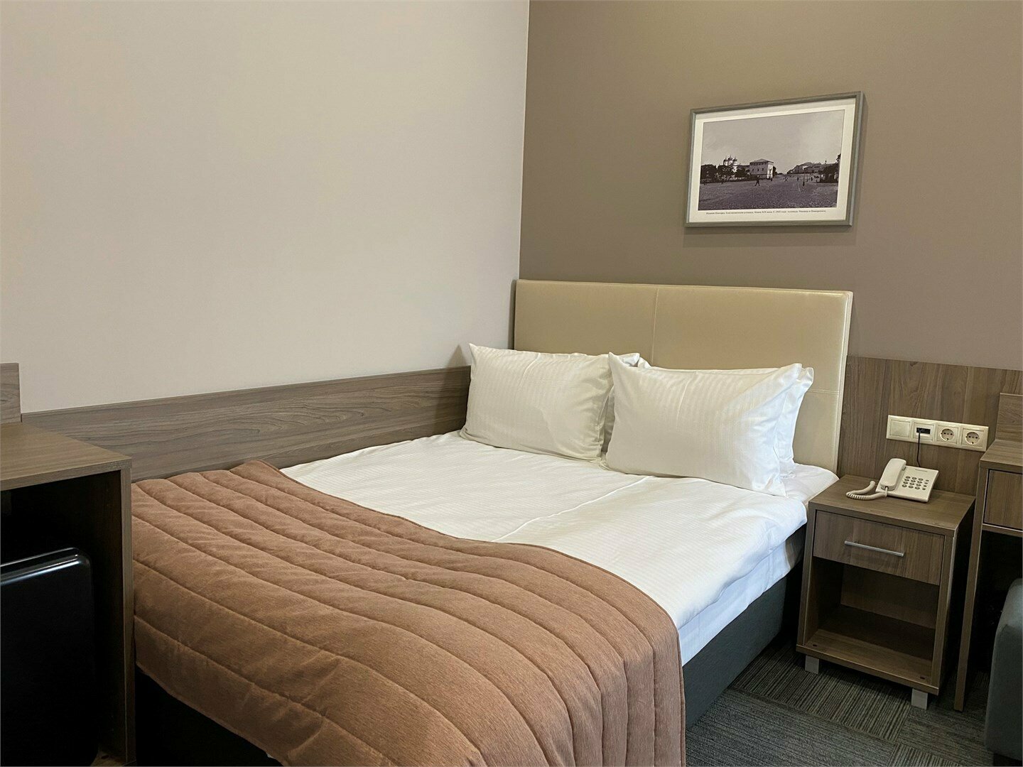 Стандарт (двуспальная и односпальная кровати) вид на улицу