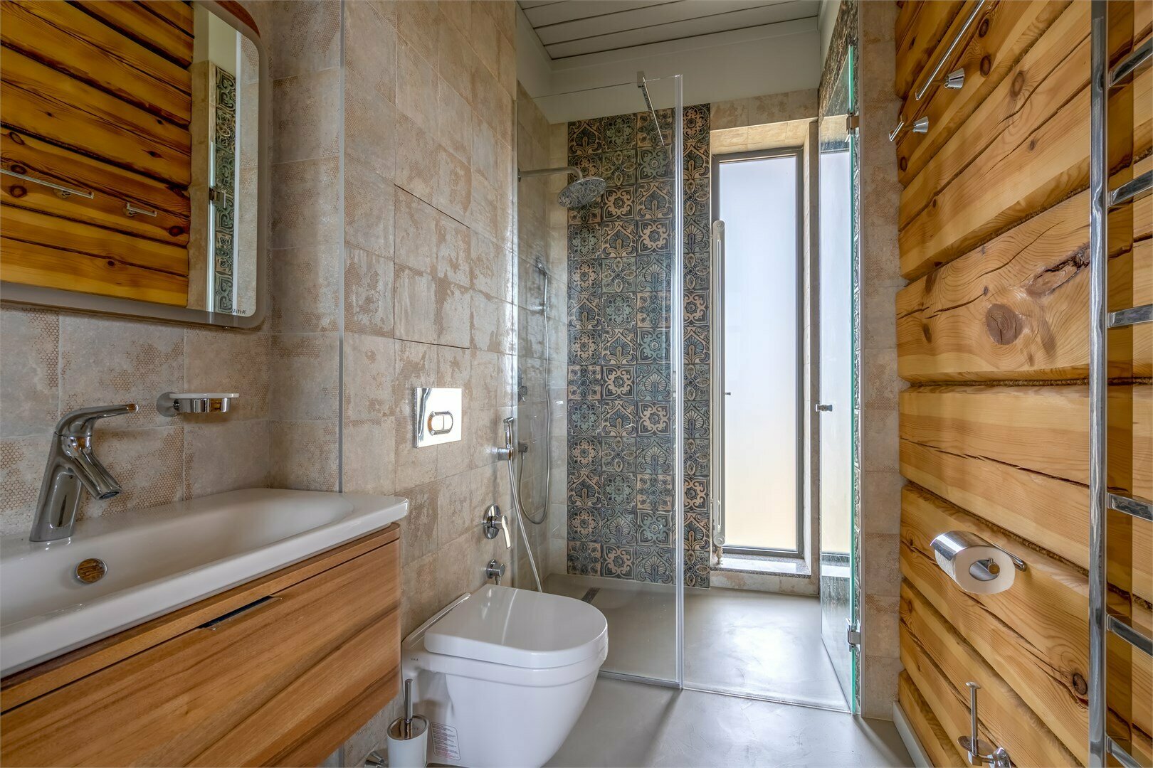 Таунхаус с одной большой кроватью