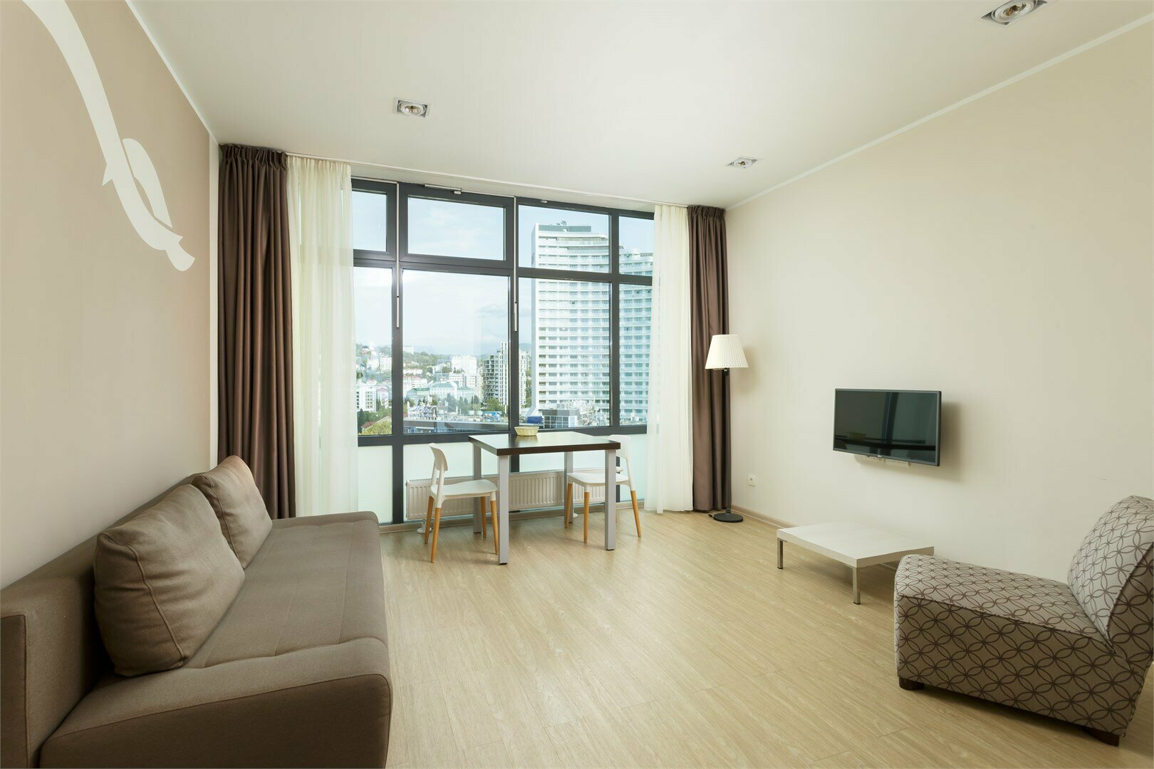 Семейные двухкомнатные апартаменты (8-10 этаж), до 4х взрослых в номере