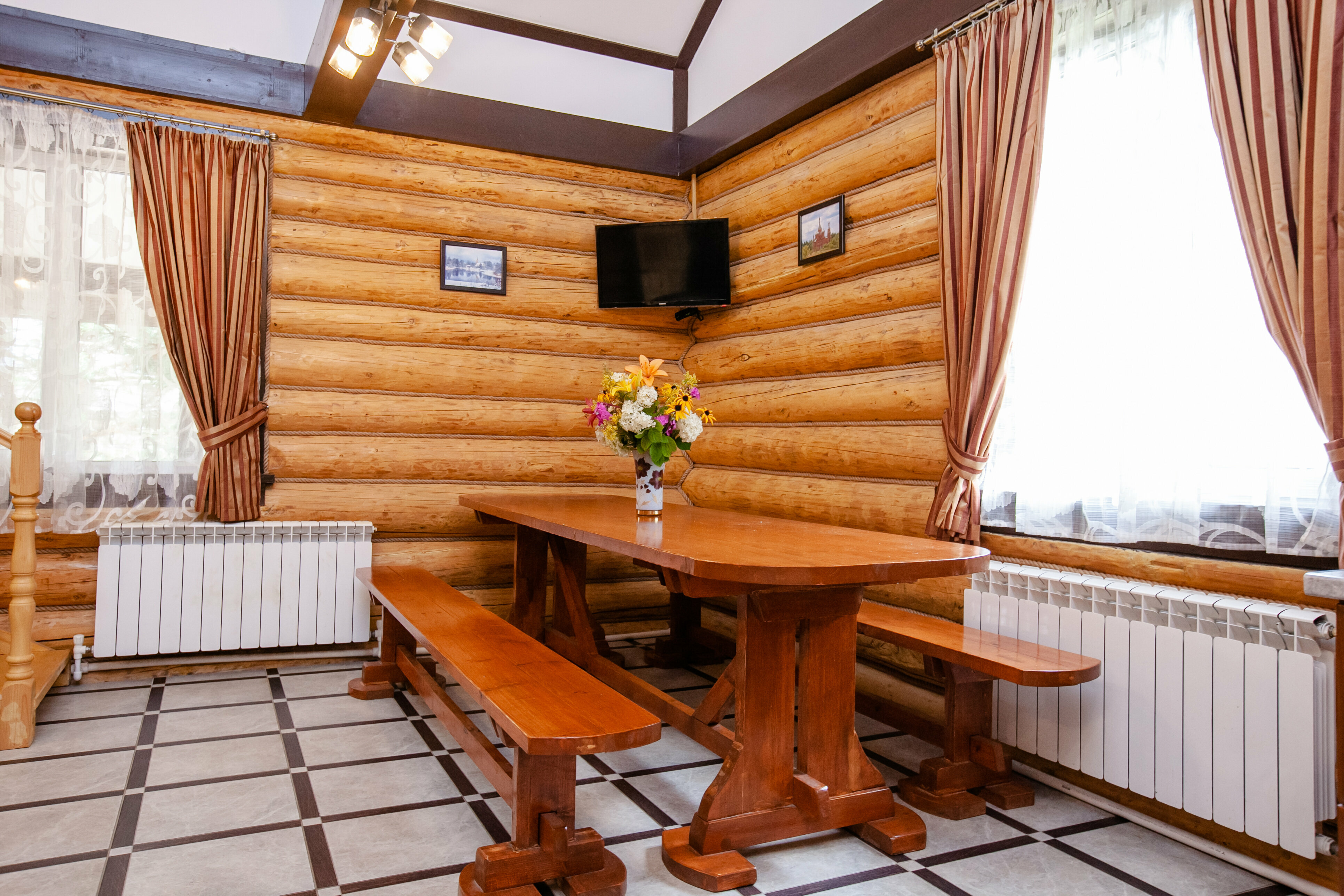 Дом с видом на лес