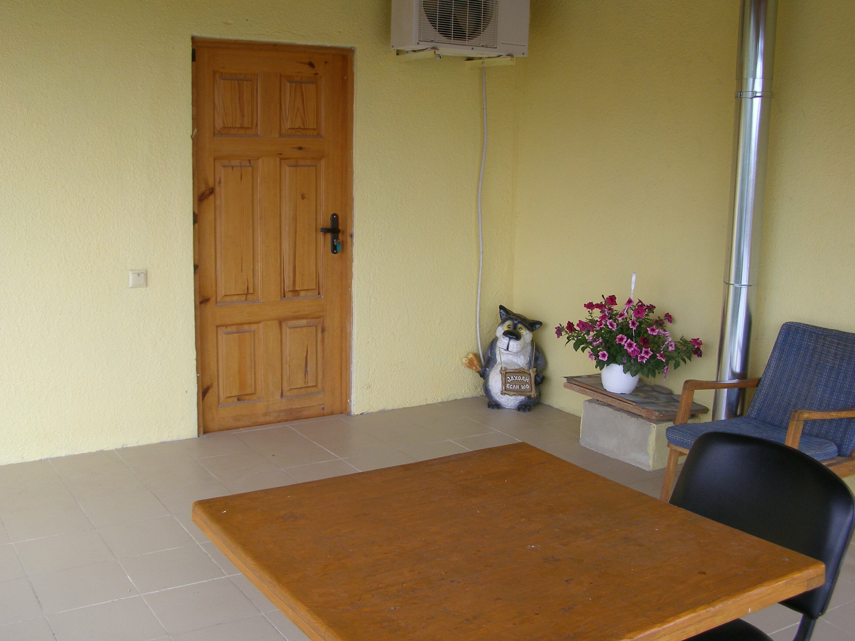 Трехместный номер с балконом