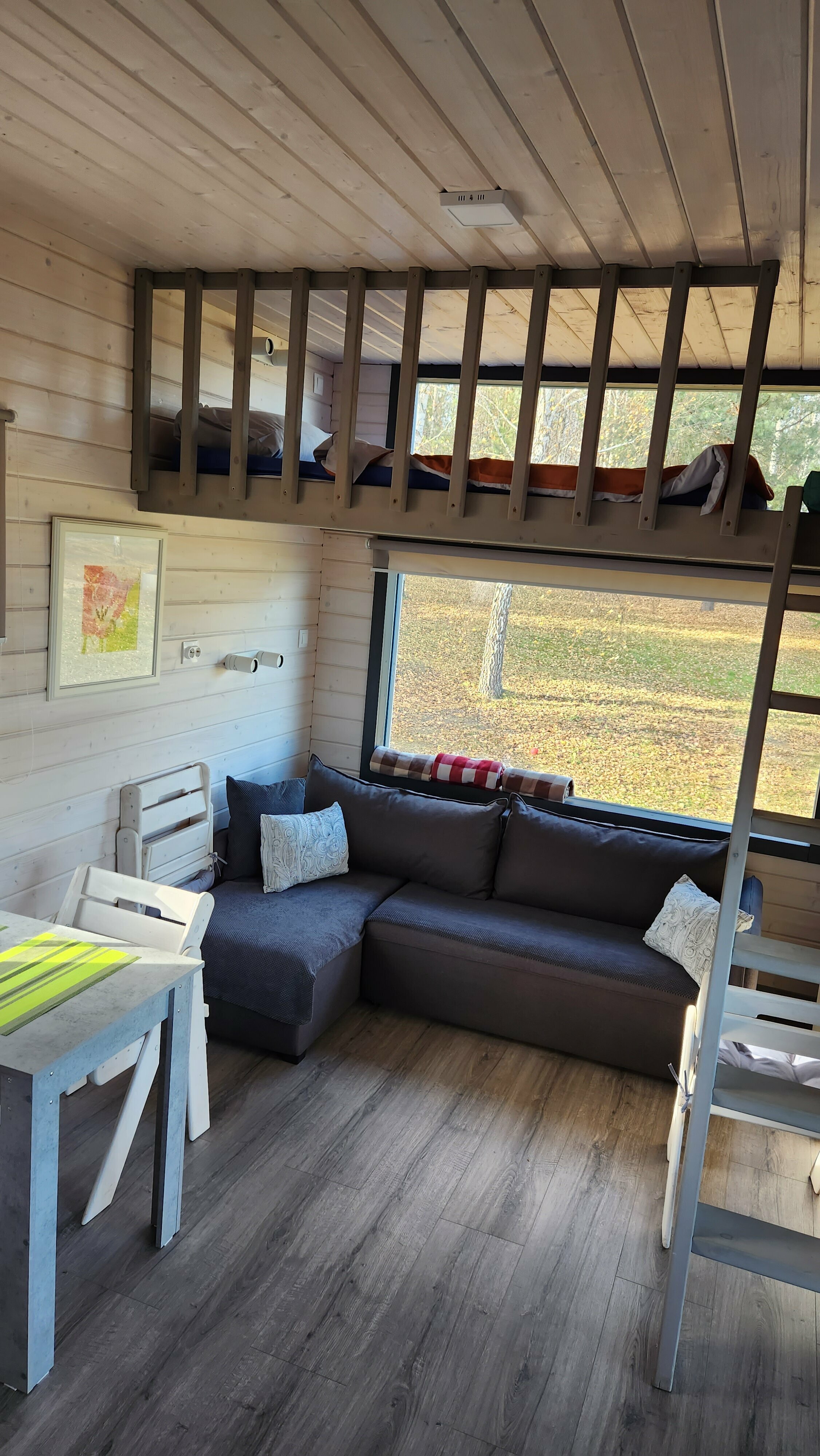 Четырехместный номер с душем