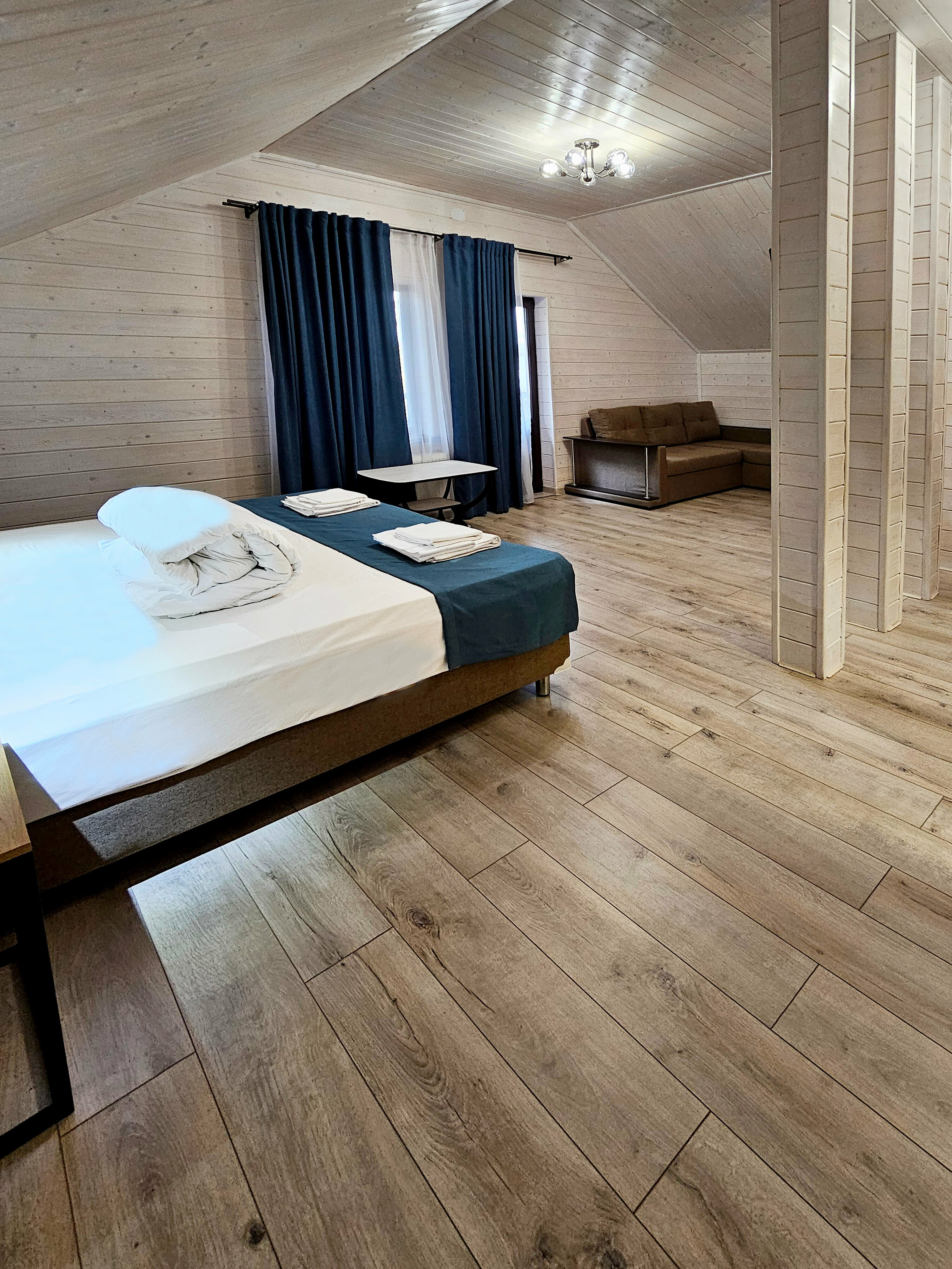 Люкс с балконом