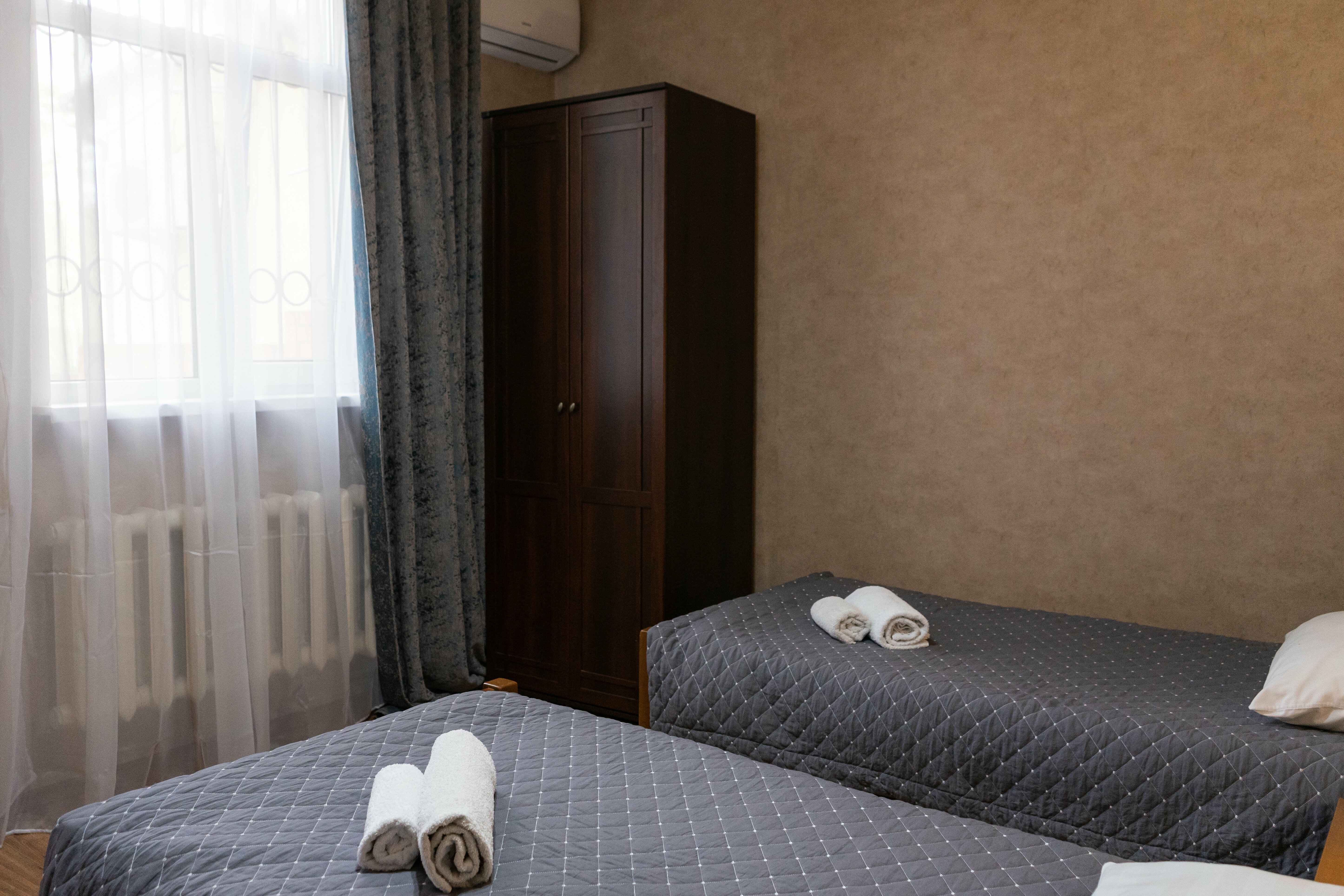 Номер 4, с маленькой кухней, санузлом внутри и отдельным входом