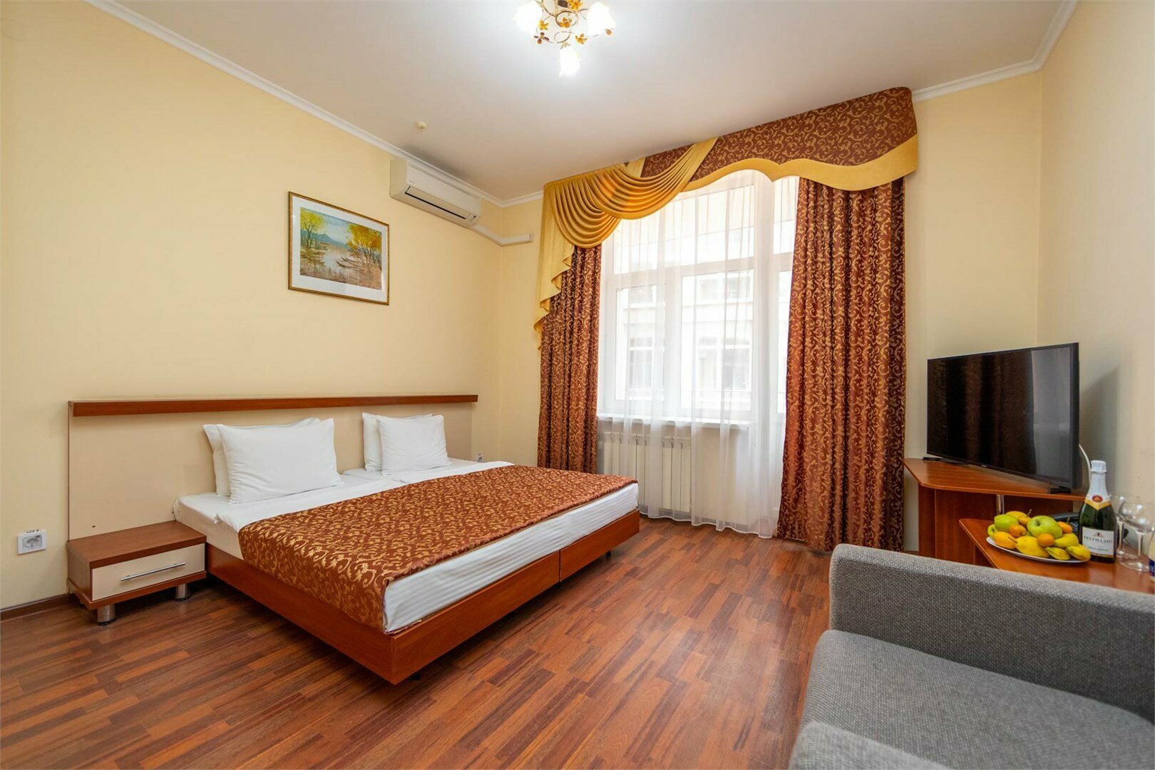 Стандарт с балконом