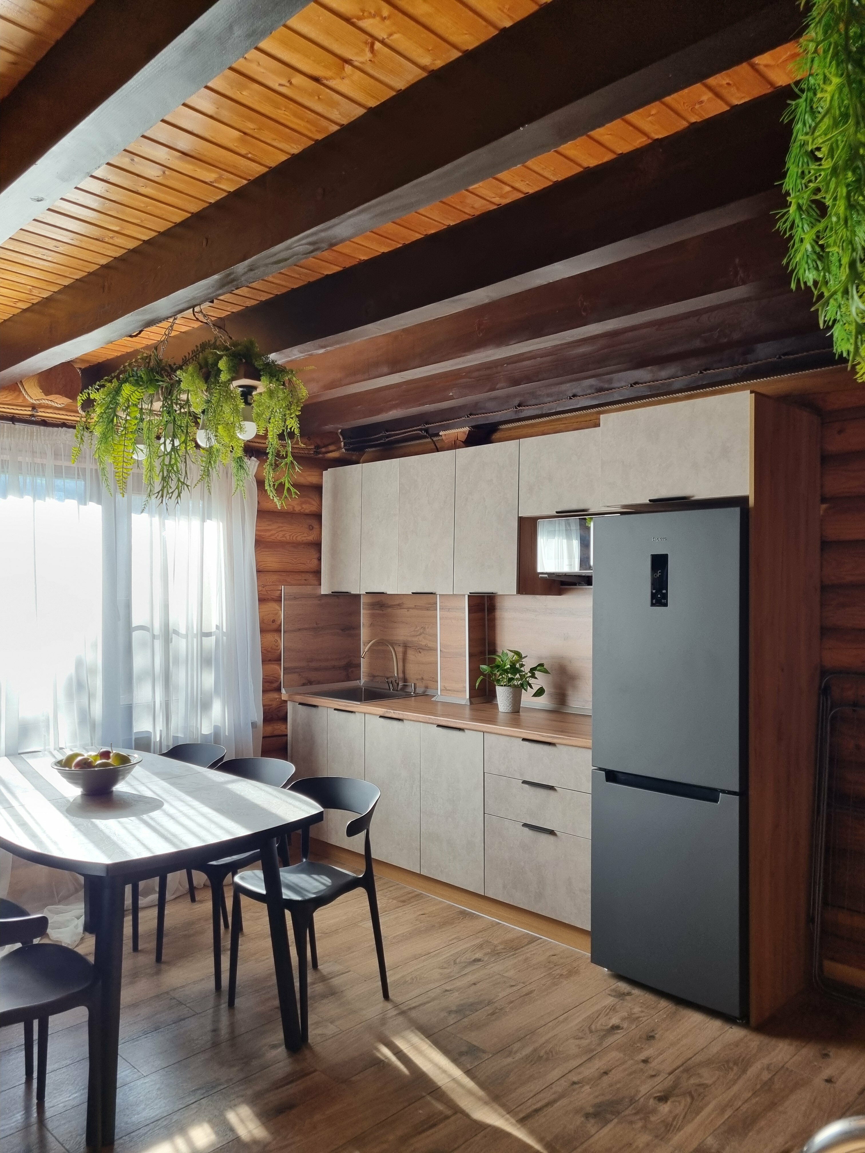 Коттедж с собственным бассейном