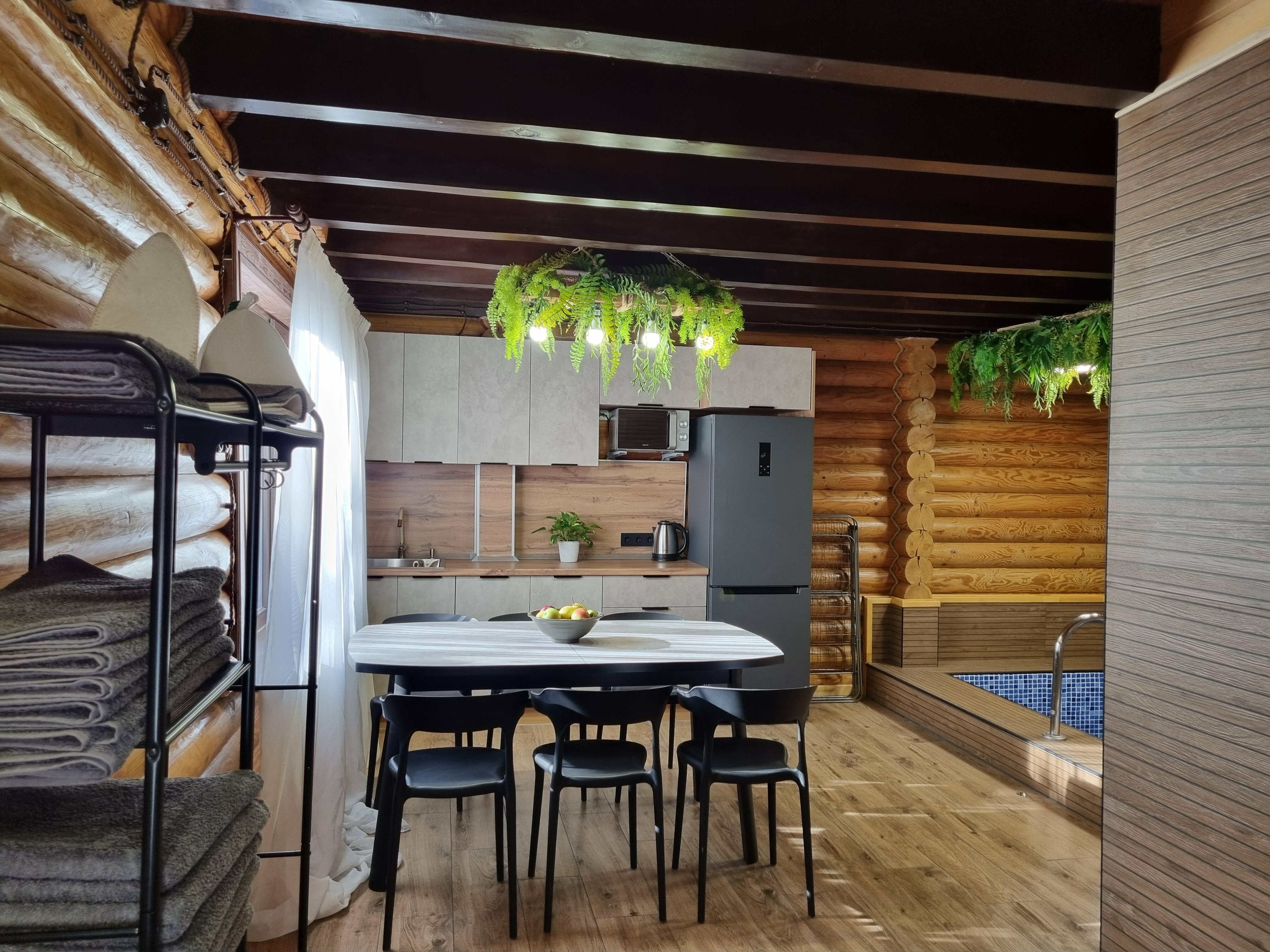 Коттедж с собственным бассейном