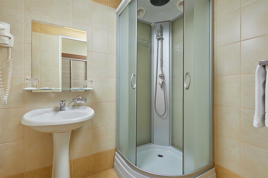 Стандарт с широкой кроватью --- (ИЗМАЙЛОВО ОТЕЛЬ ГАММА 3*)