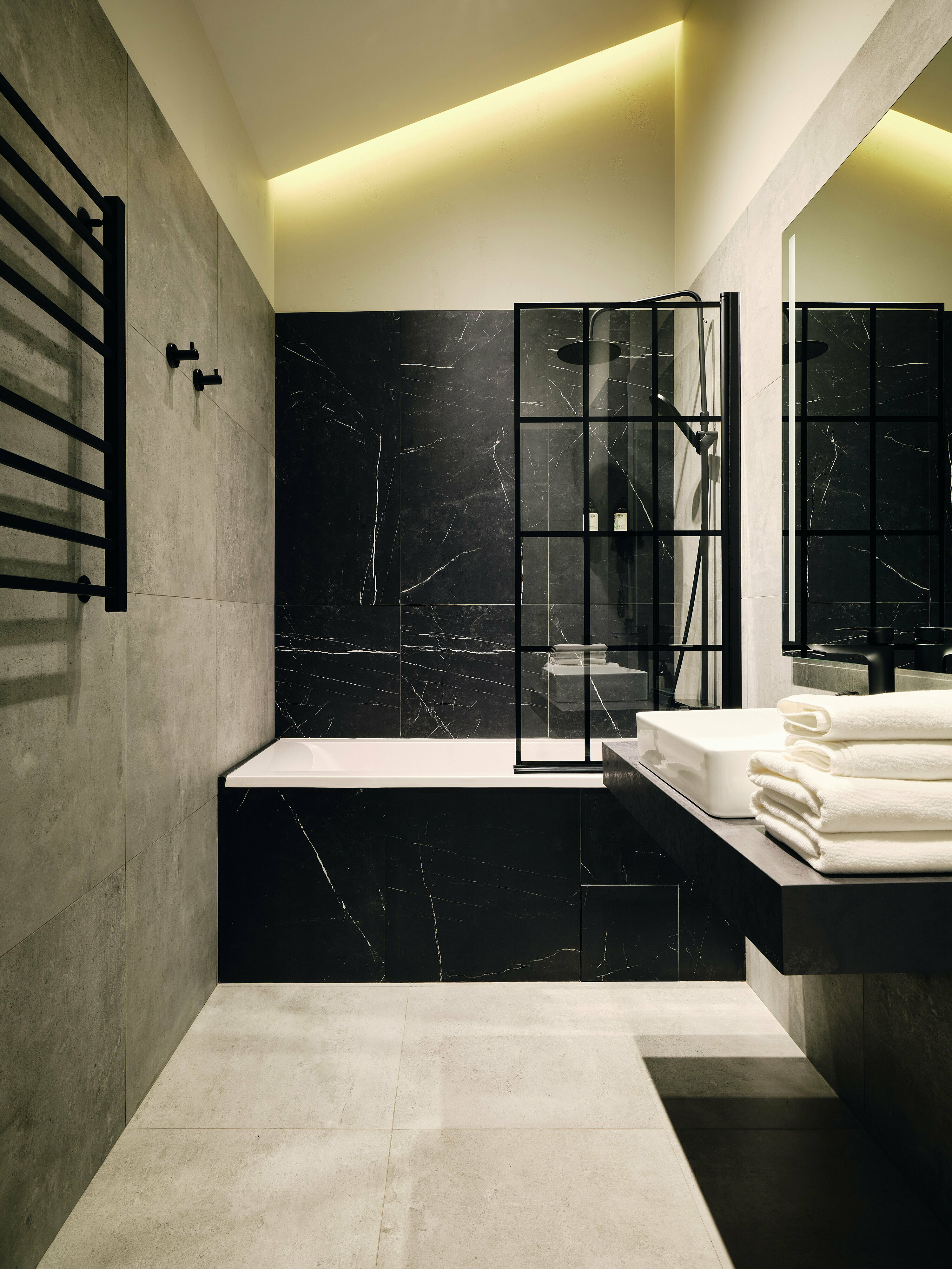 Улучшенный номер с кроватью размера «queen-size»