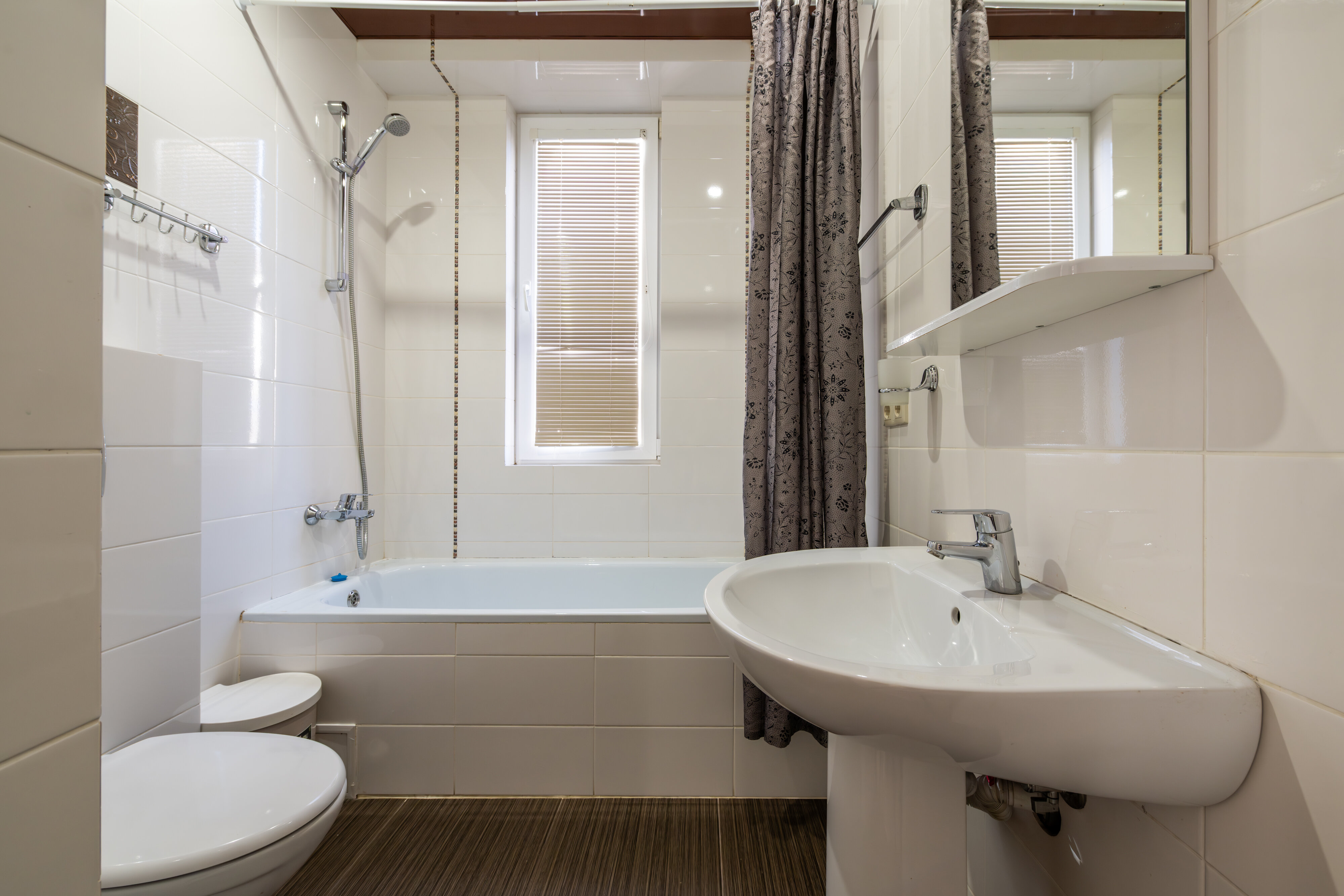 Классические апартаменты с одной  спальней  балконом и ванной 52  м2 №8