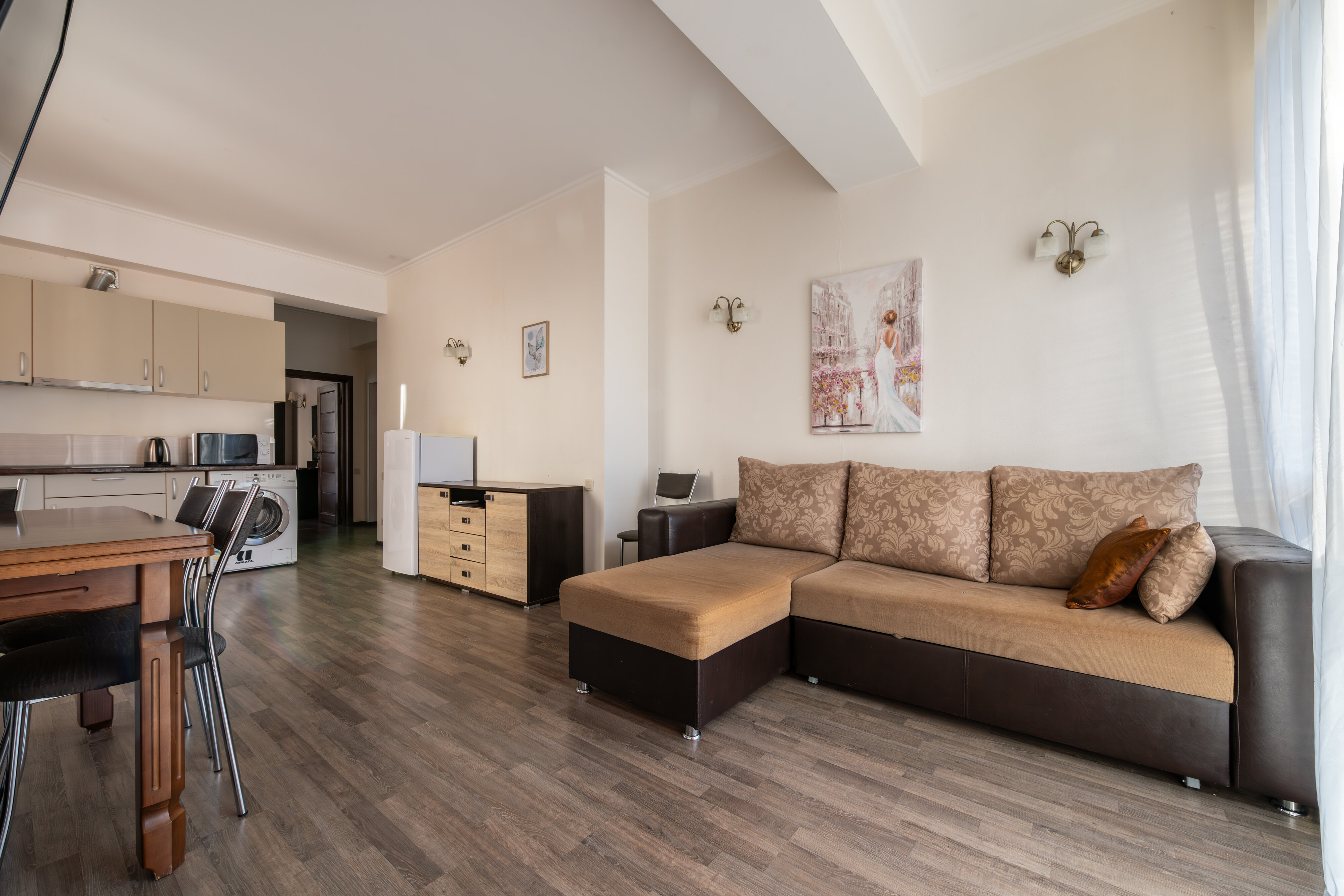 Классические апартаменты с одной  спальней  балконом и ванной 52  м2 №8