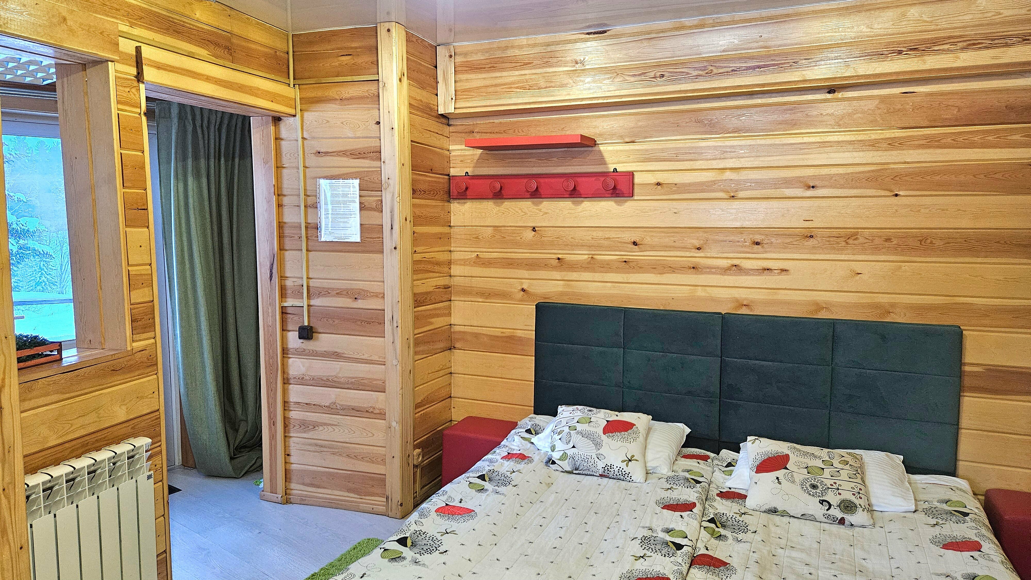 Улучшенный двухместный номер с 2 отдельными кроватями