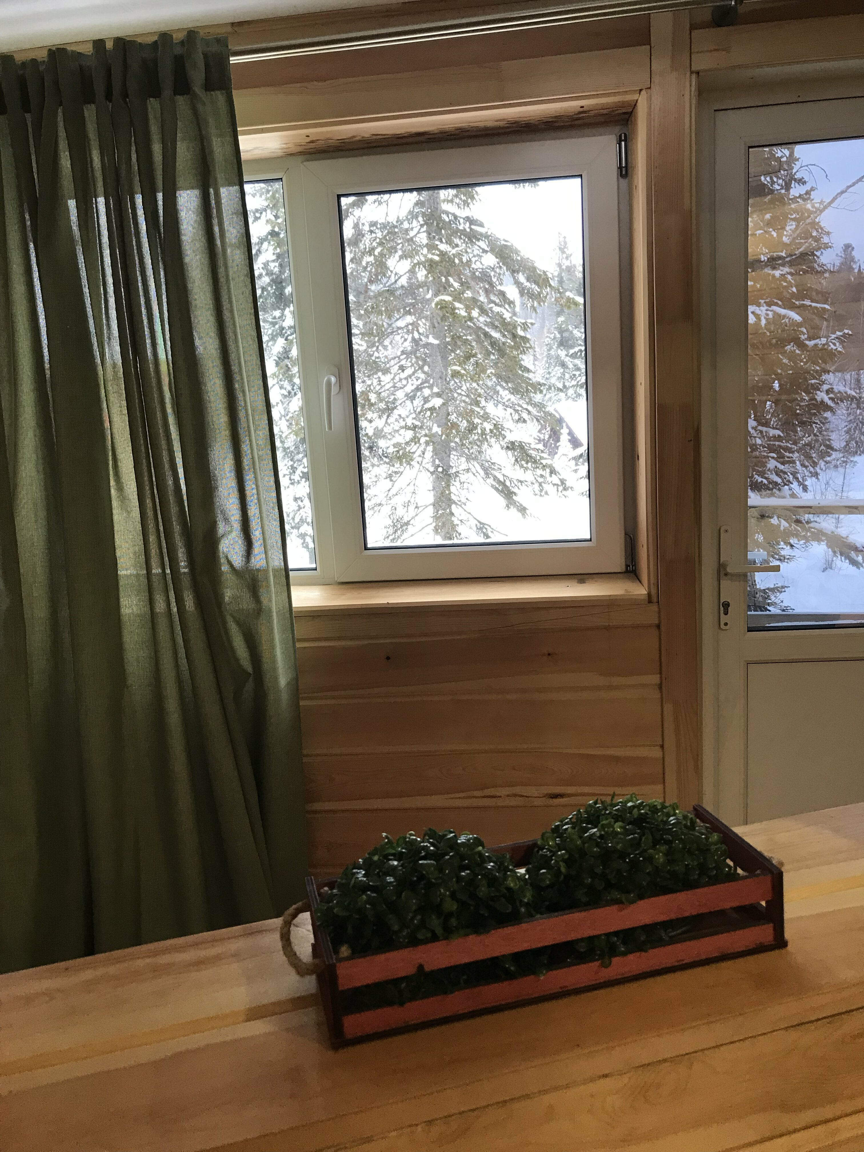 Улучшенный двухместный номер с 2 отдельными кроватями