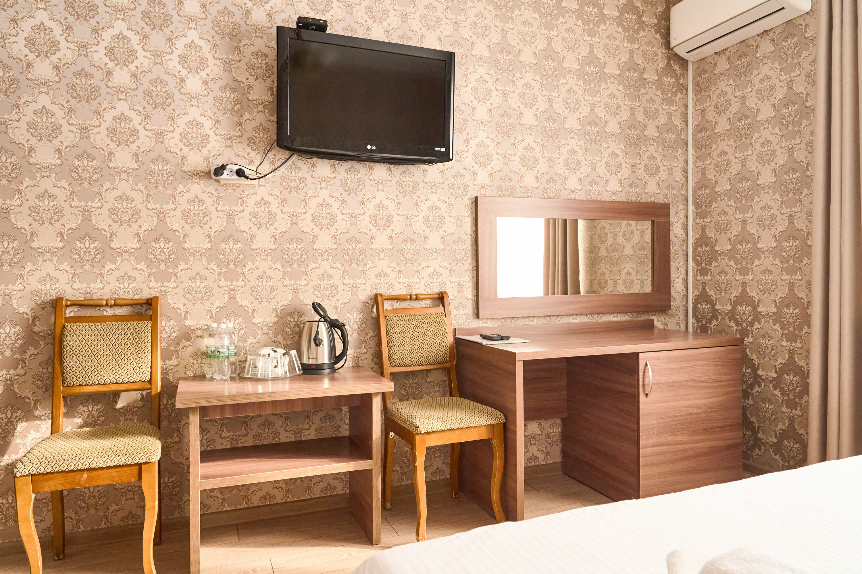 Cемейный номер с собственной ванной комнатой