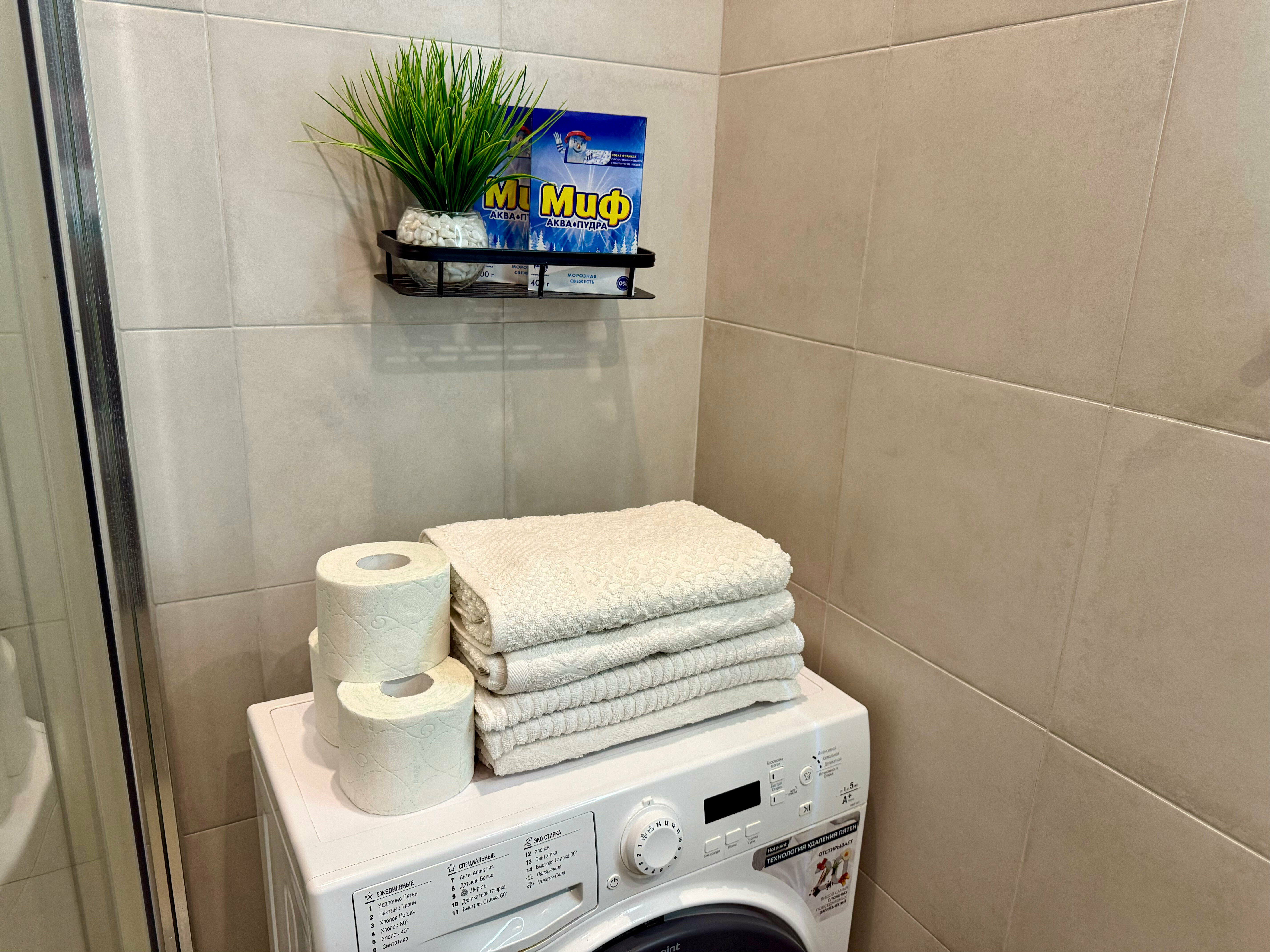 Четырехместный номер с ванной комнатой