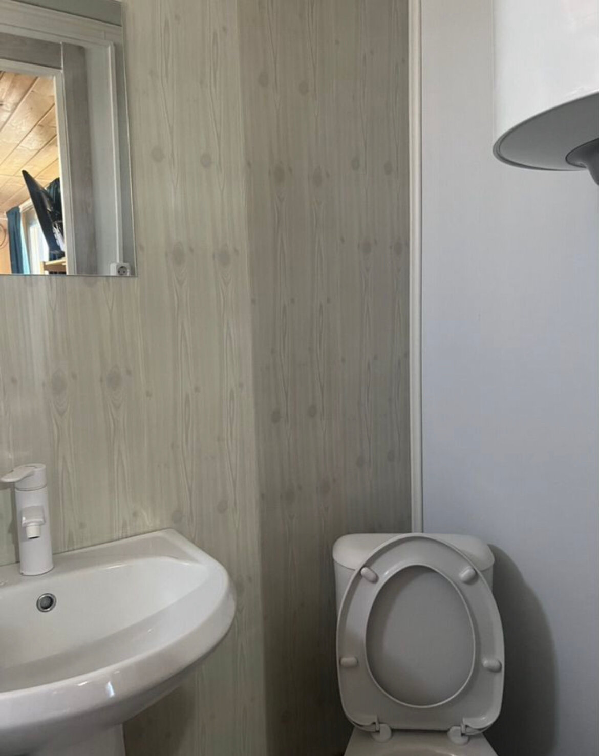 Улучшенный четырехместный номер