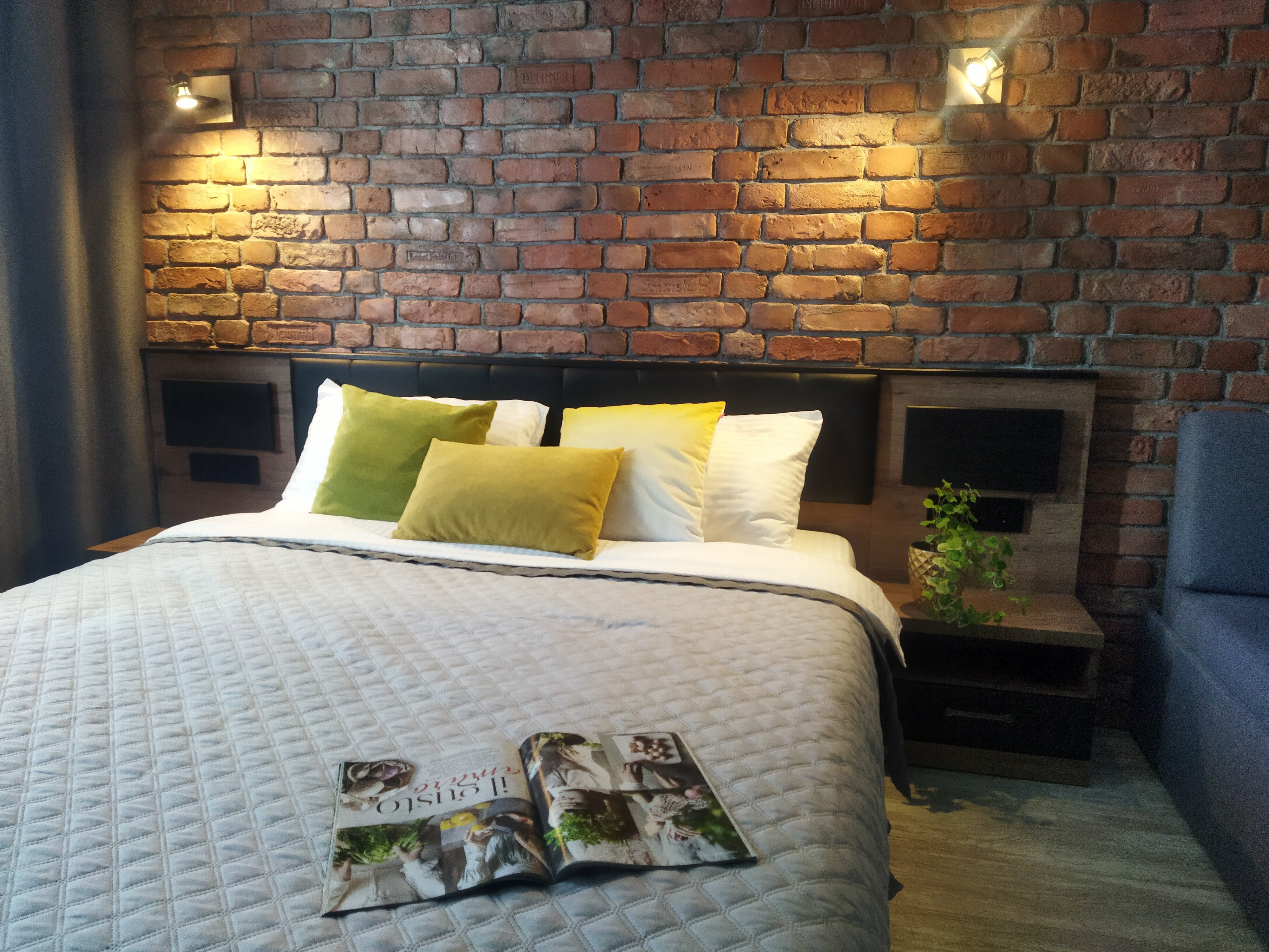 Апартаменты м кондиционером и лоджией